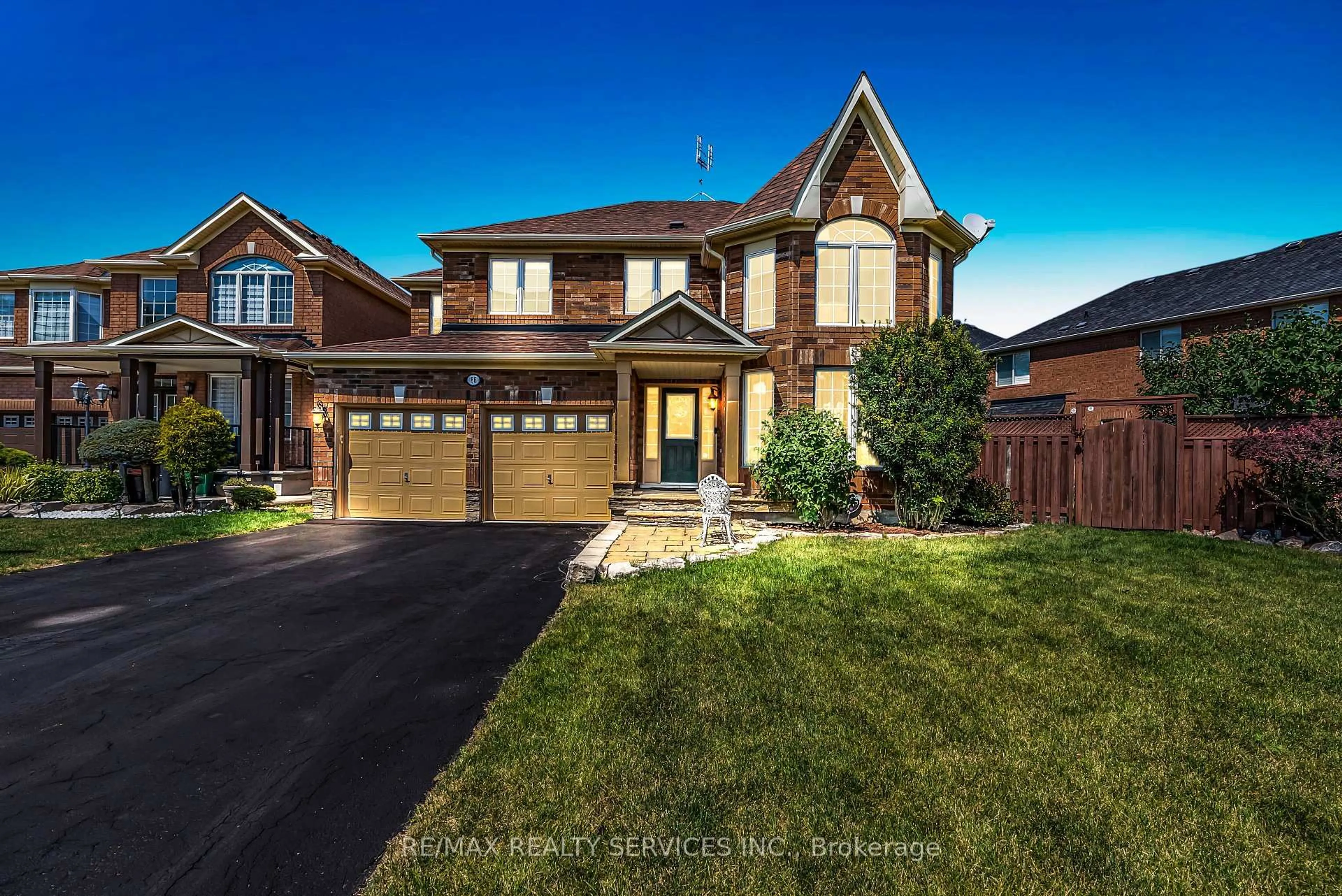 Home with brick exterior material, street for 86 Whitwell Dr, Brampton Ontario L6P 1E3