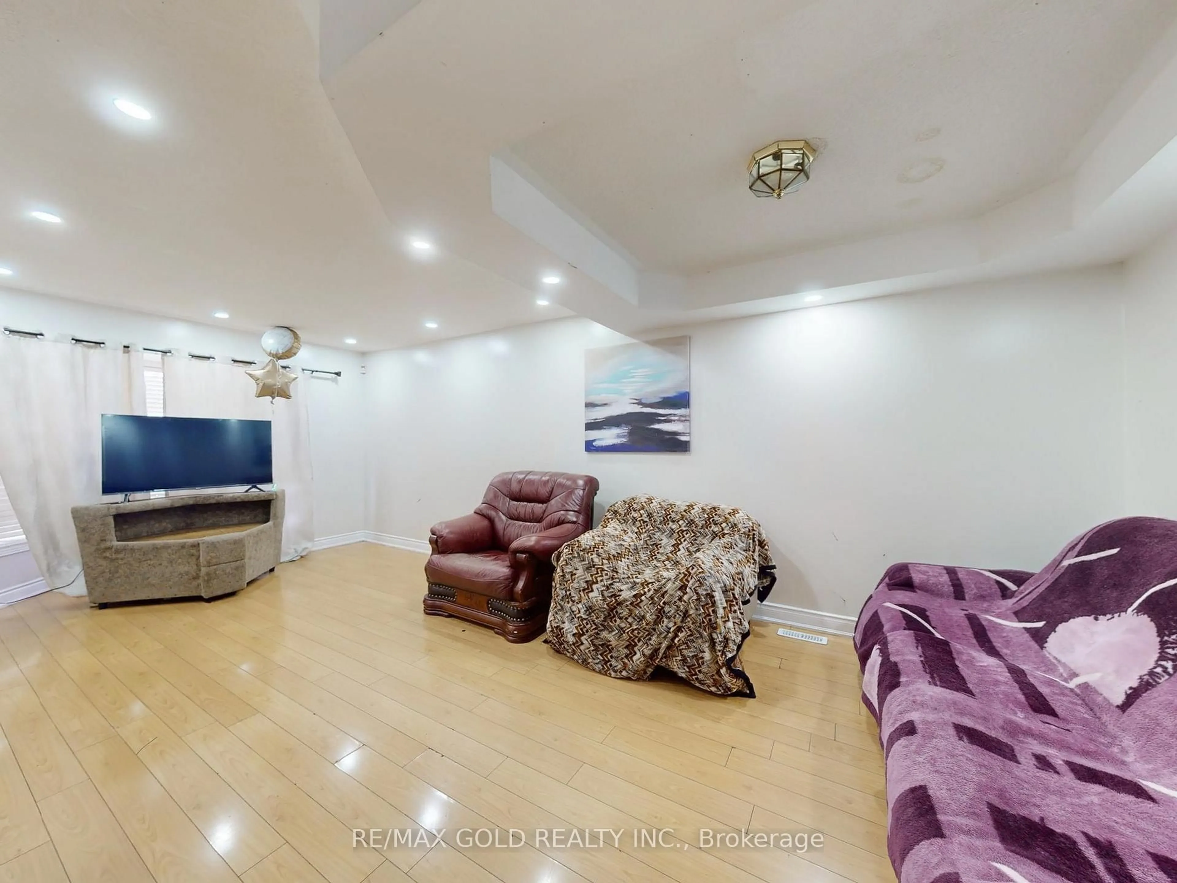 A pic of a room for 78 Fern Valley Cres, Brampton Ontario L6R 1K5