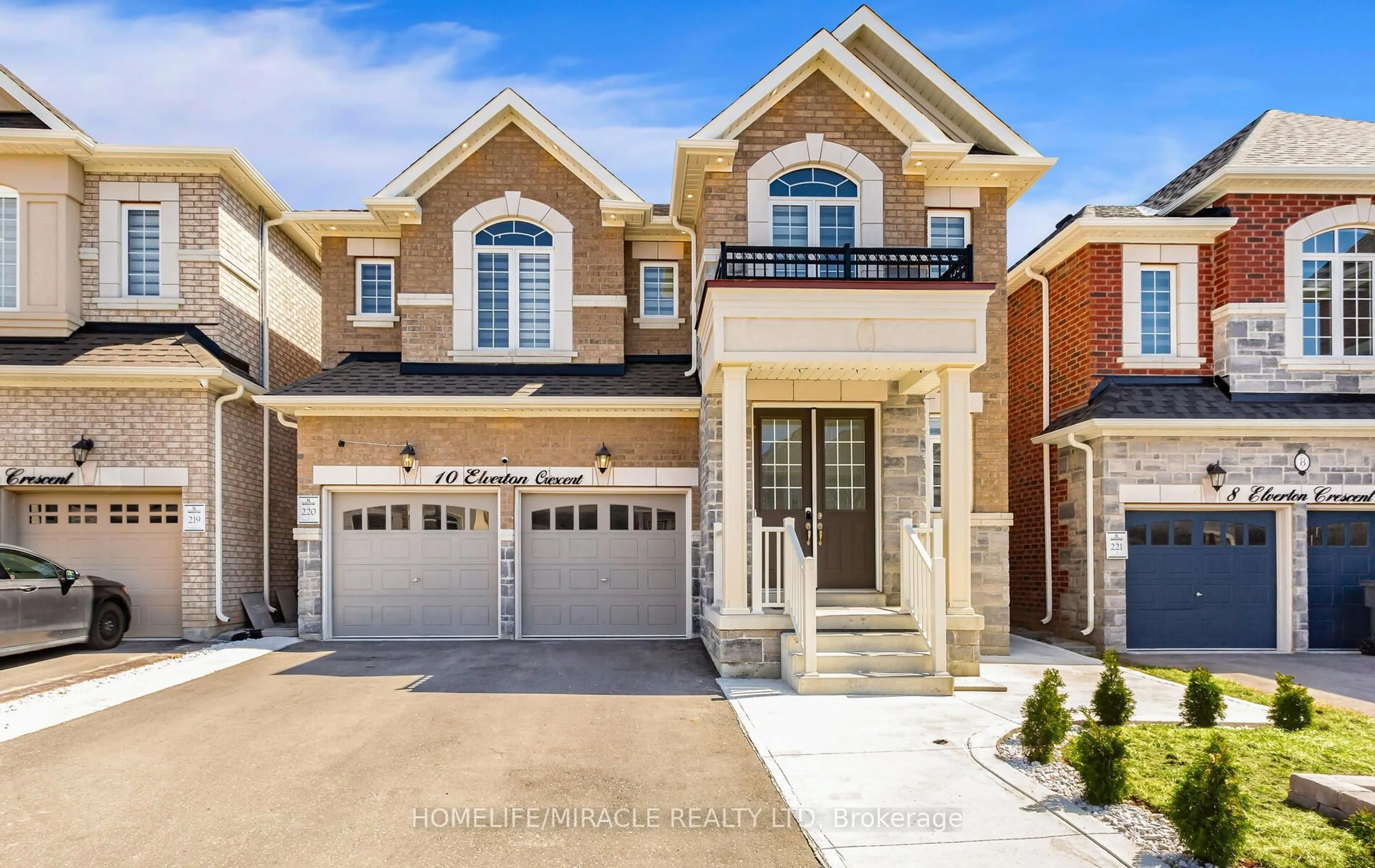 Home with brick exterior material, street for 10 Elverton Cres, Brampton Ontario L7A 4Z4