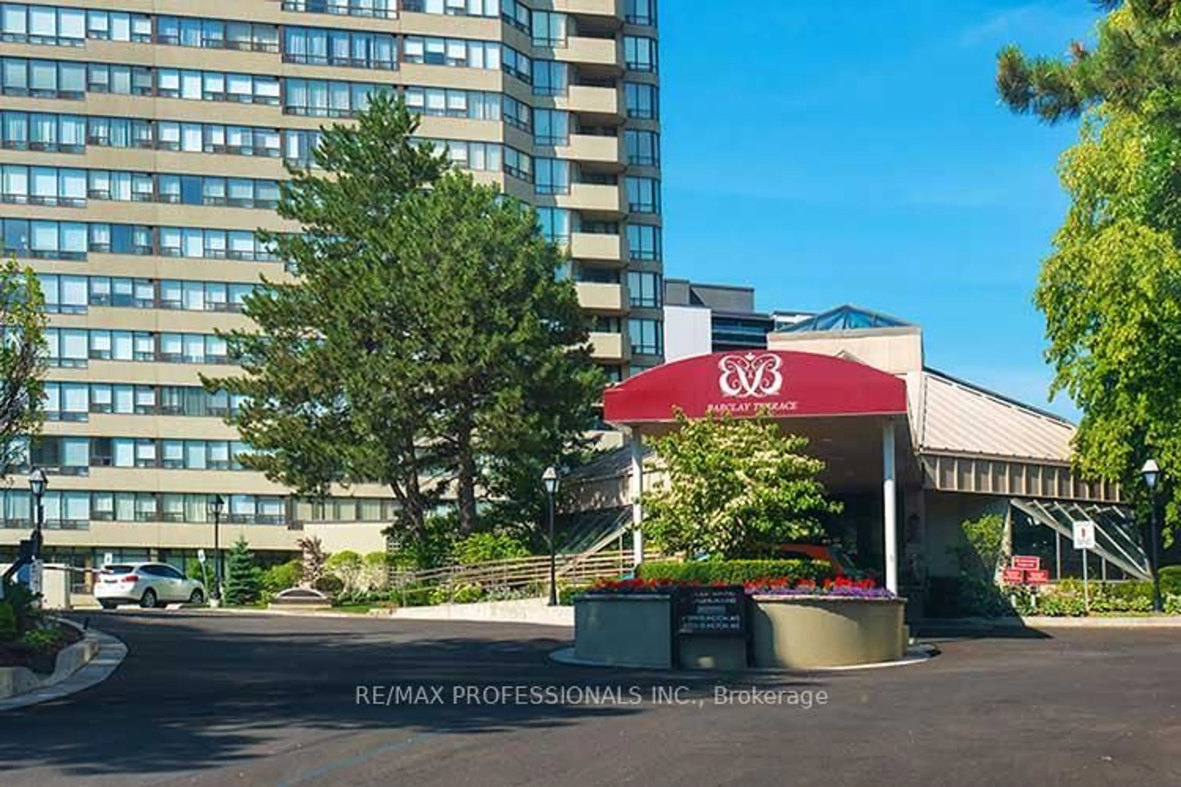 Unknown for 1300 Islington Ave #702, Toronto Ontario M9A 5C4