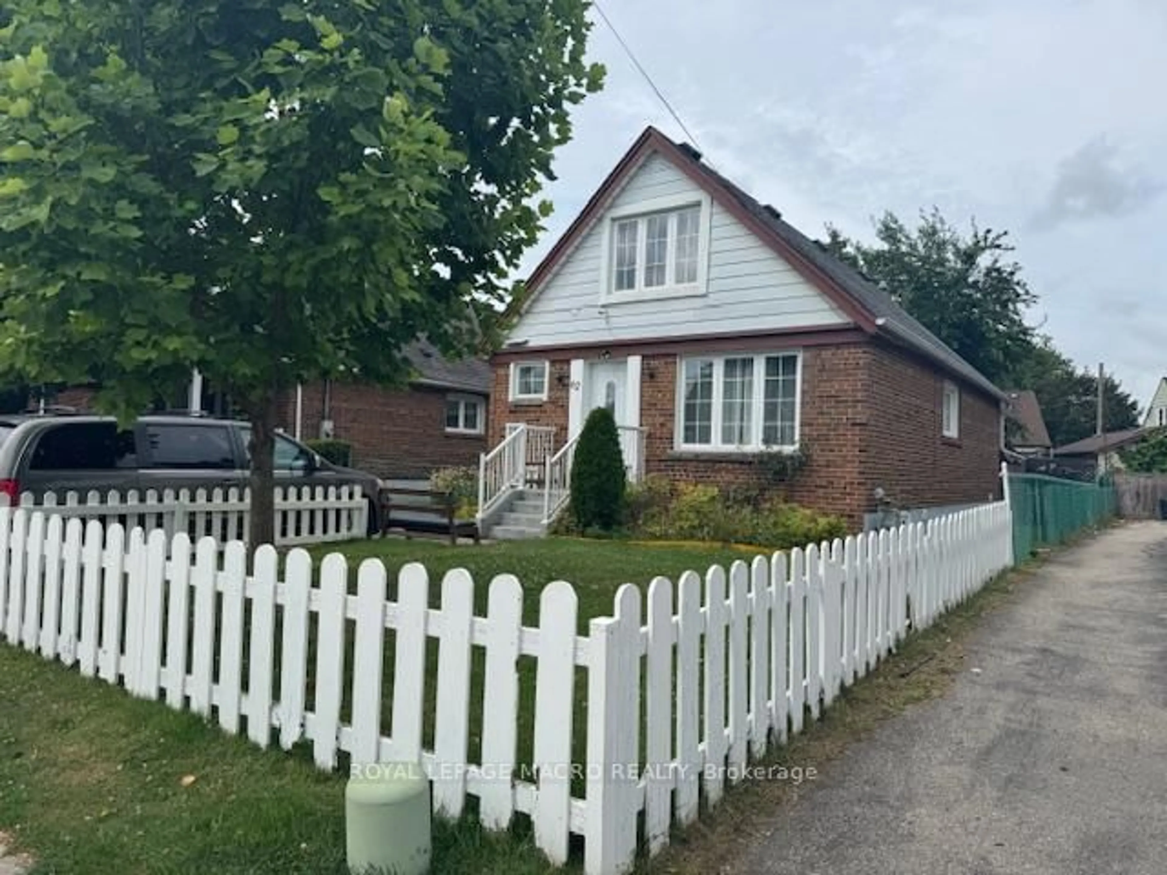 Unknown for 62 Brookhaven Dr, Toronto Ontario M6M 4N8