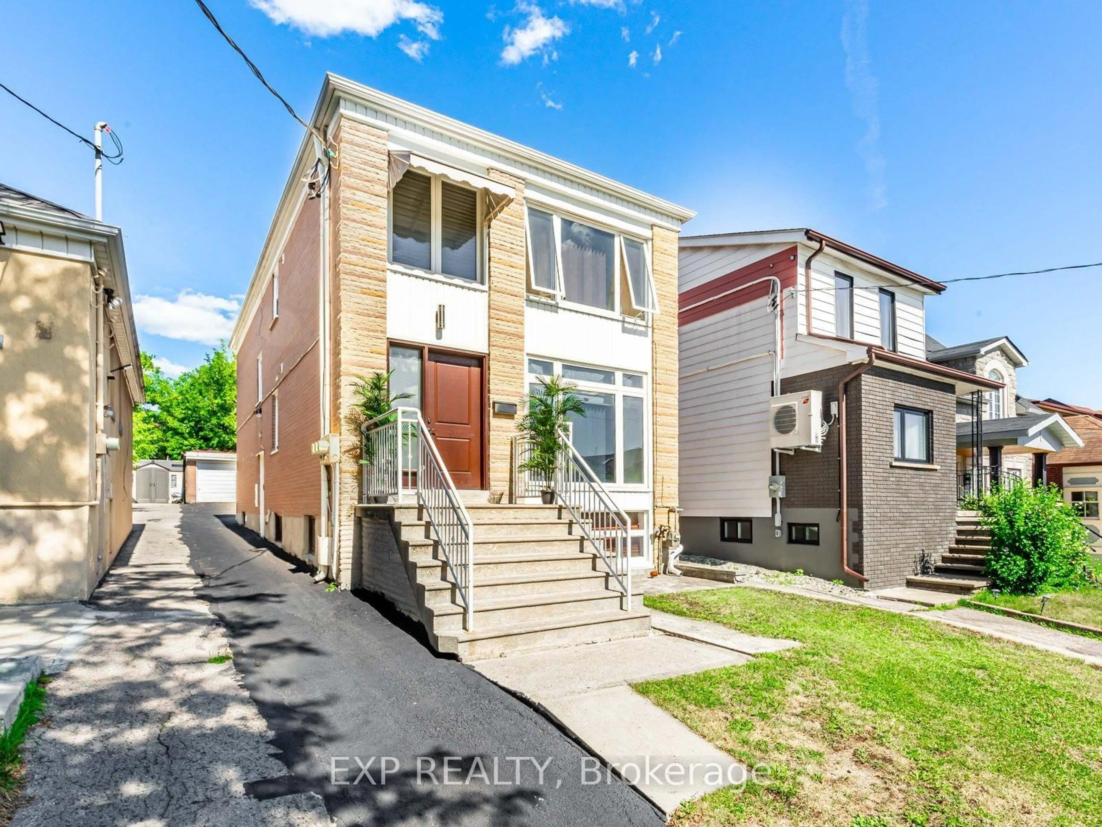 Unknown for 65 Branstone Rd, Toronto Ontario M6E 4E3