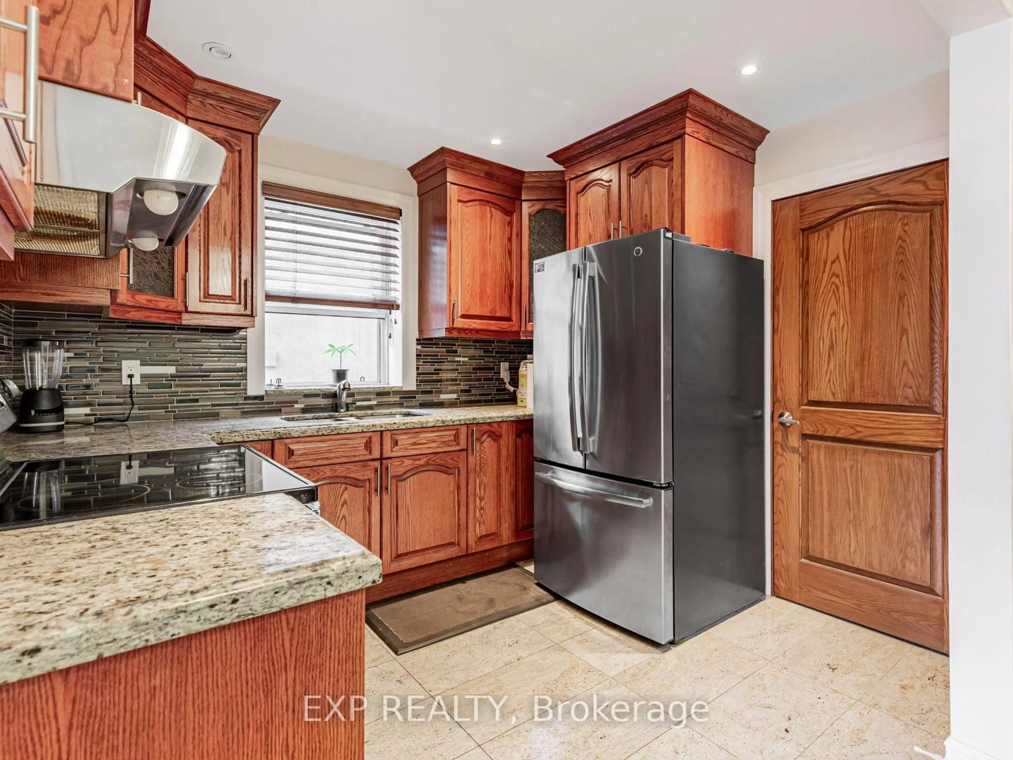 Unknown for 65 Branstone Rd, Toronto Ontario M6E 4E3