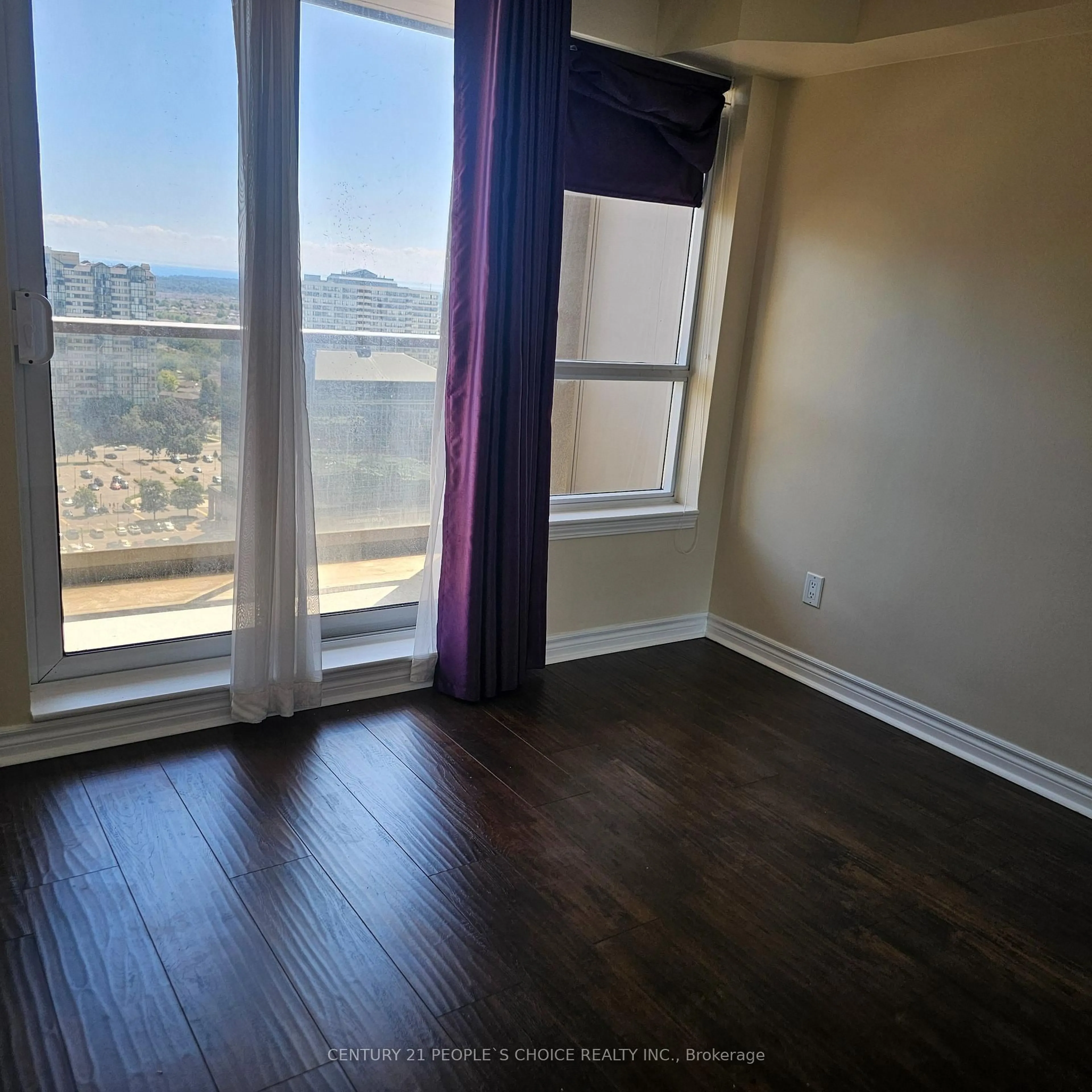 A pic of a room for 4080 Living Arts Dr #2401, Mississauga Ontario L5B 4N3
