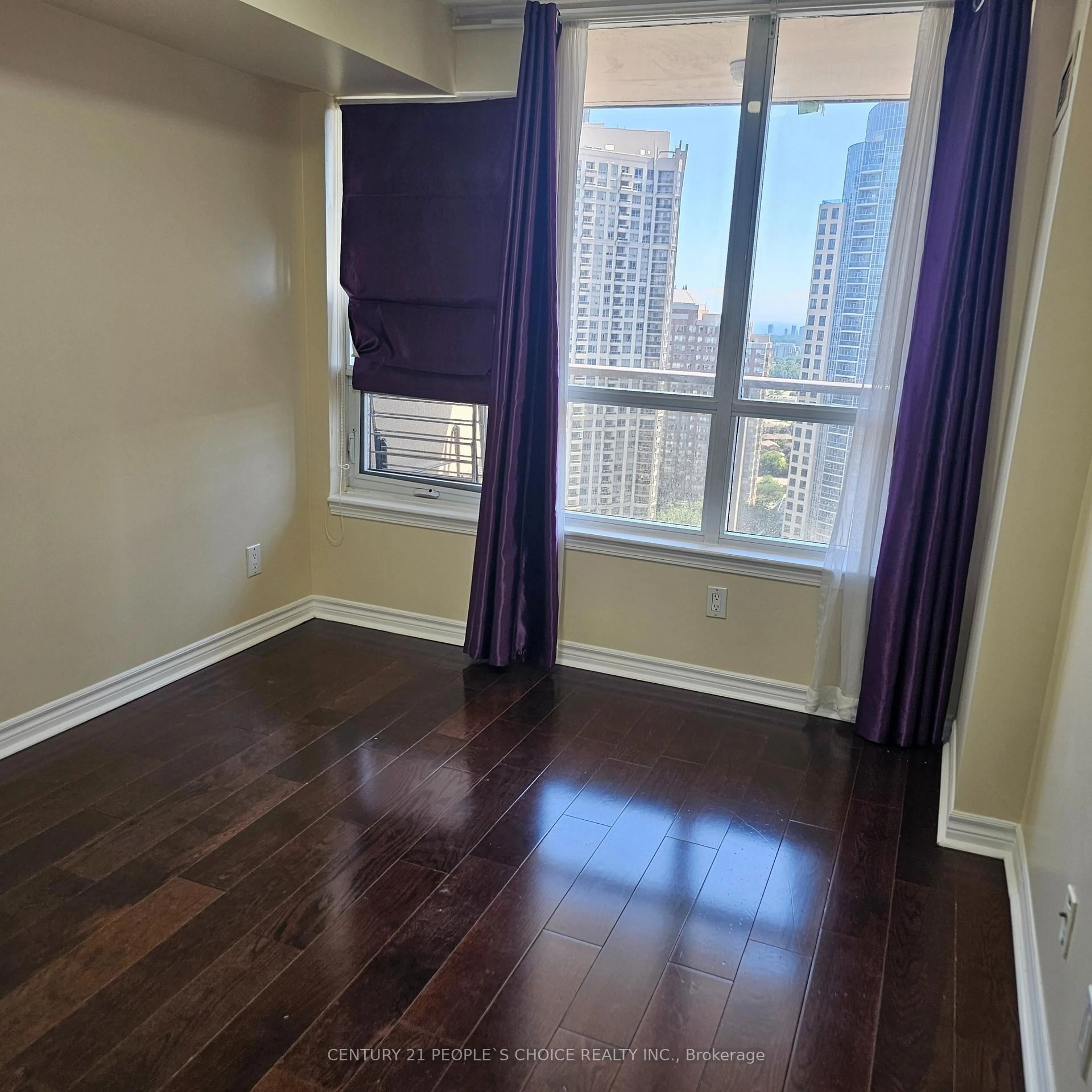 A pic of a room for 4080 Living Arts Dr #2401, Mississauga Ontario L5B 4N3