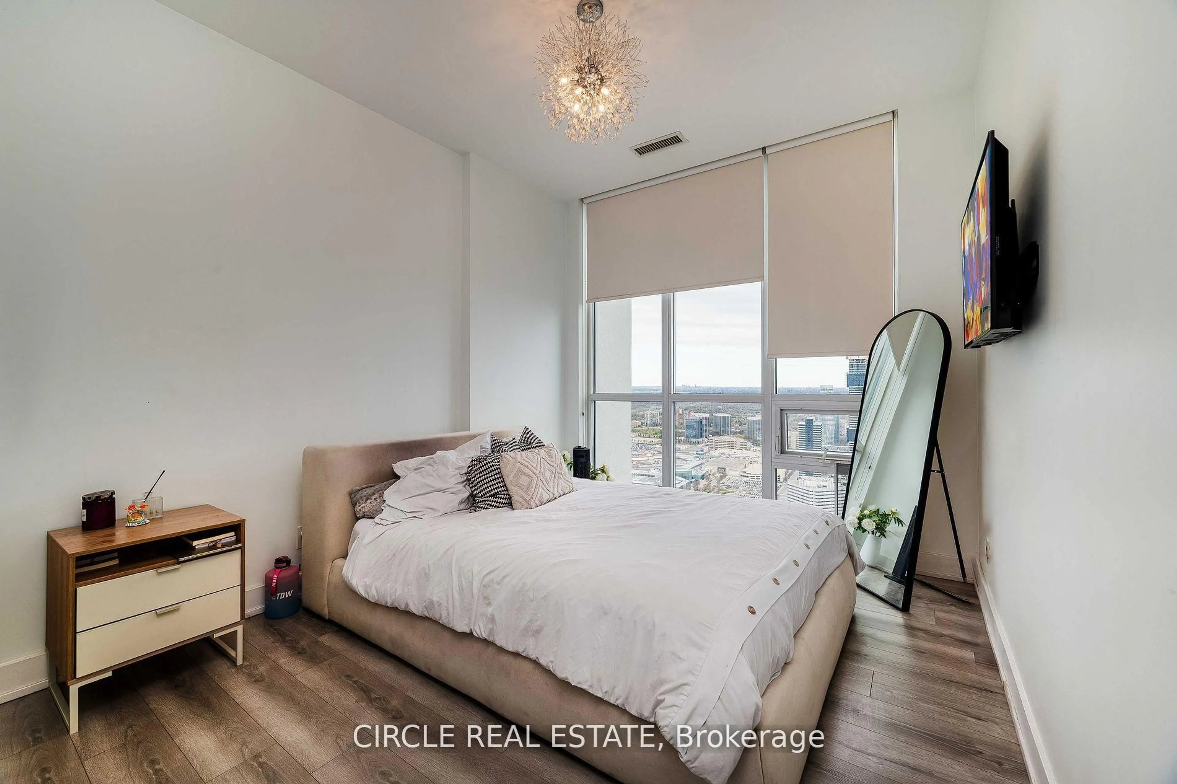 Bedroom with bed, unknown for 4011 Brickstone Mews Rd #PH04, Mississauga Ontario L5B 0J7