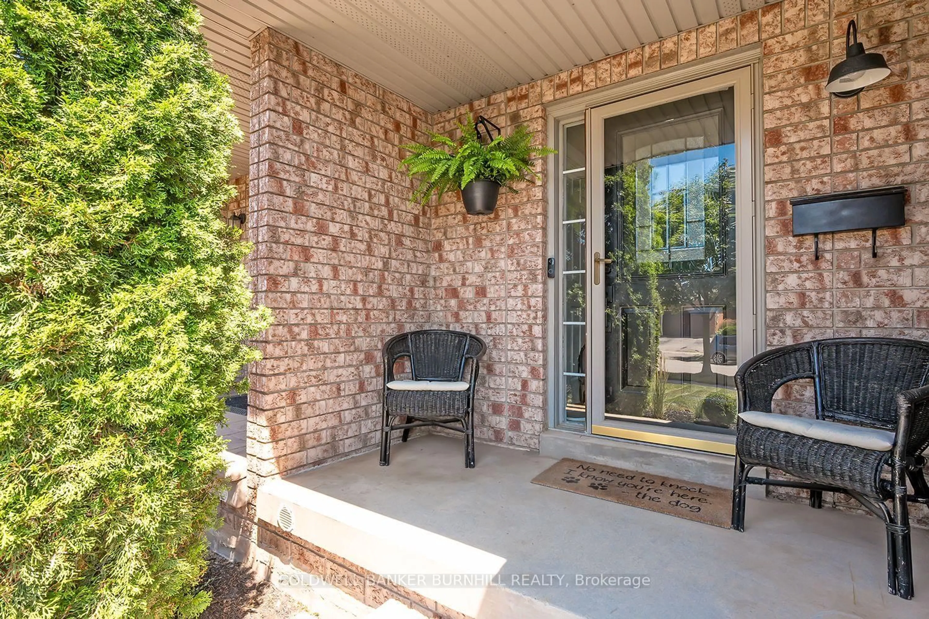 Unknown for 521 Eliza Cres, Burlington Ontario L7L 6J1