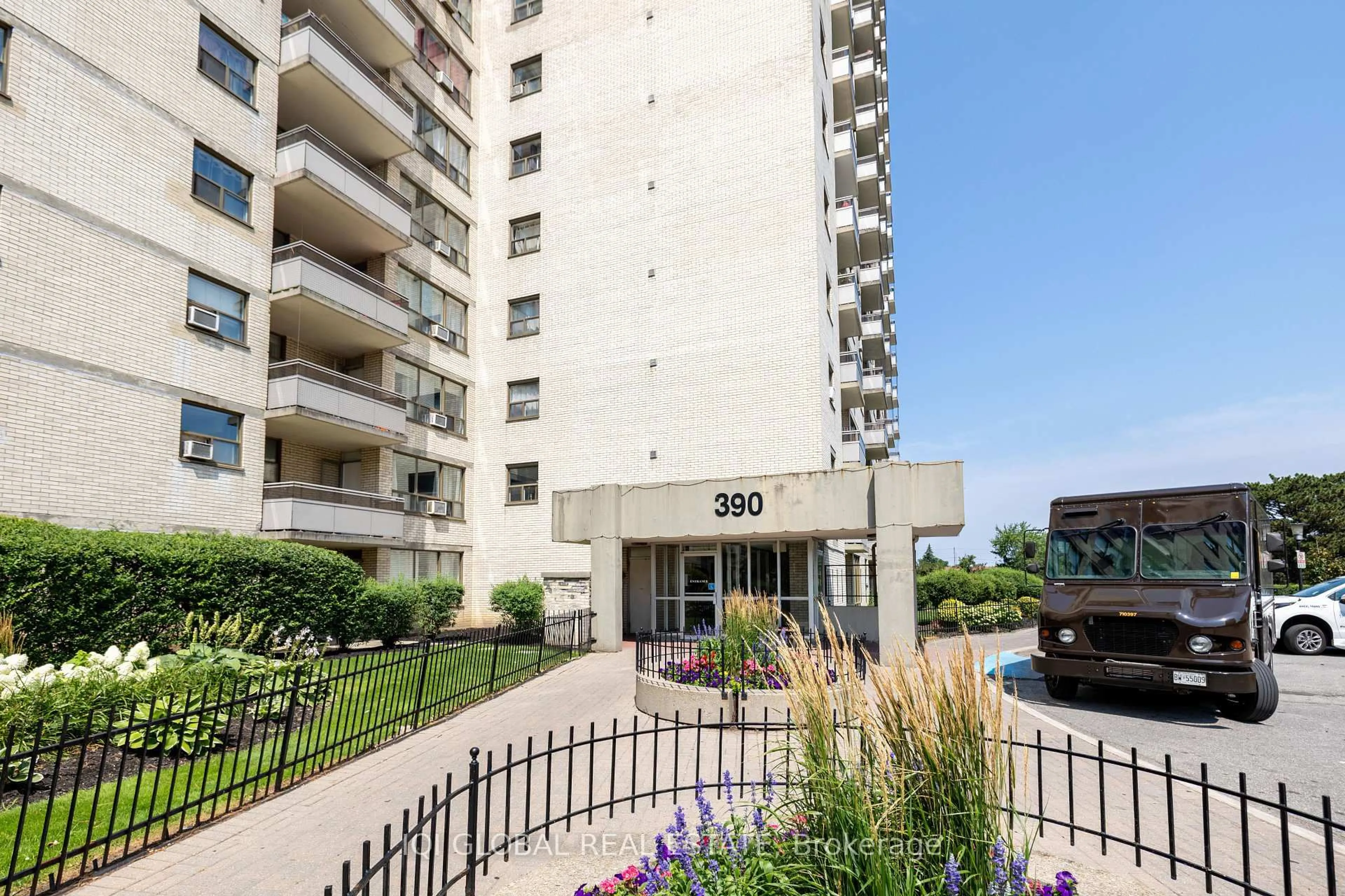 Patio, unknown for 390 Dixon Rd #1516, Toronto Ontario M9R 1T4