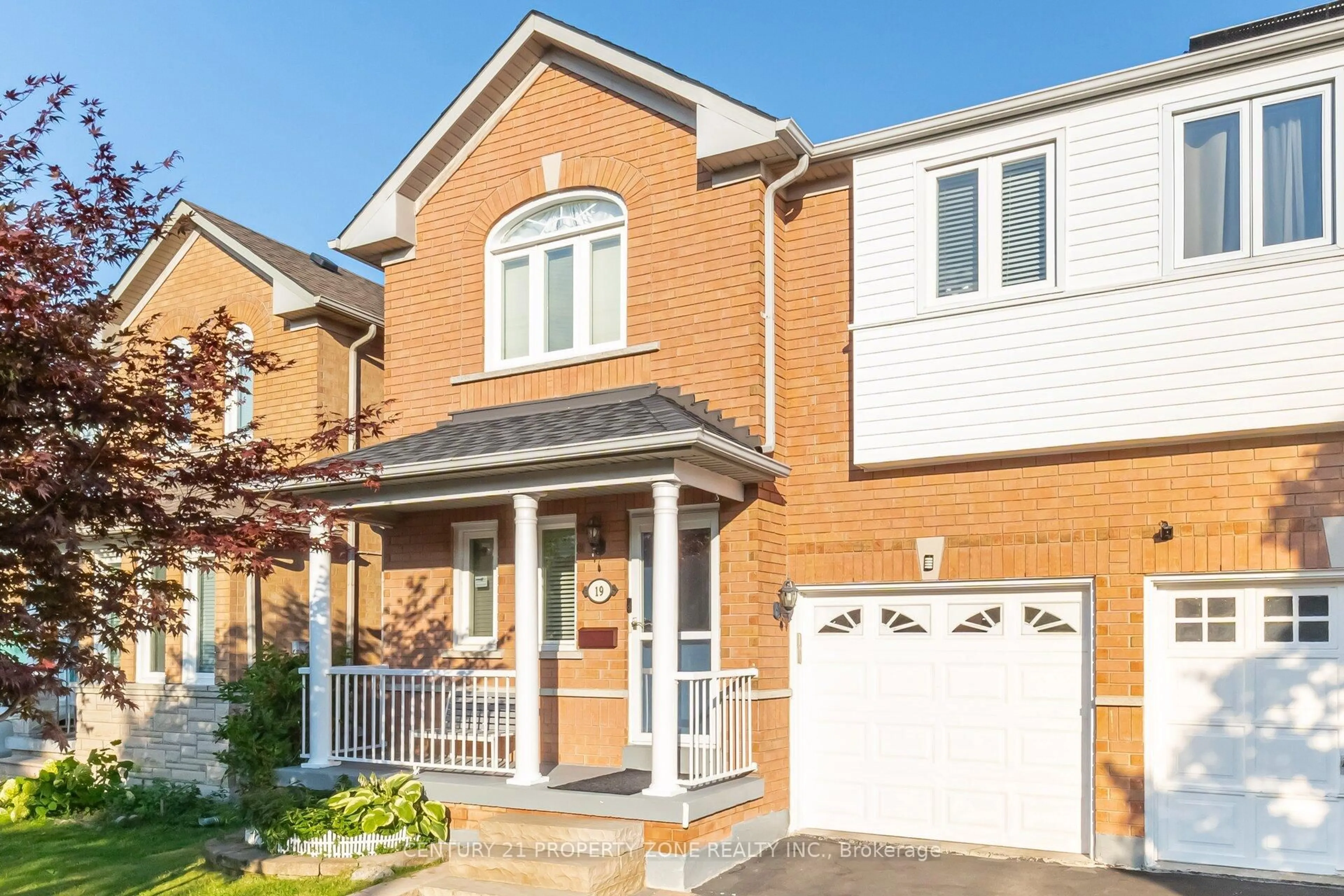 Home with brick exterior material, street for 19 Streamside Lane, Brampton Ontario L6R 2A9