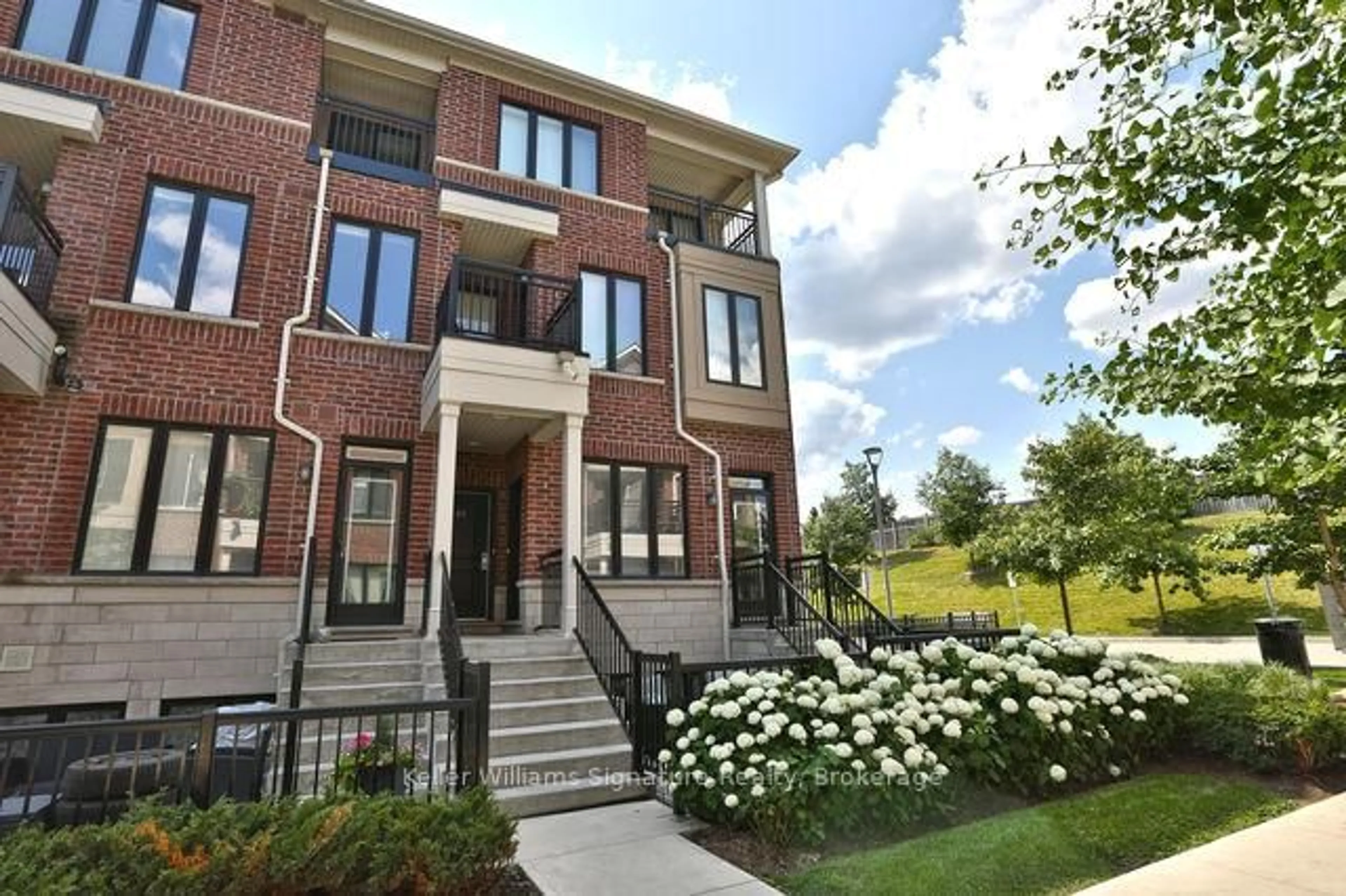 Home with brick exterior material, street for 30 Carnation Ave #90, Toronto Ontario M8V 0B8