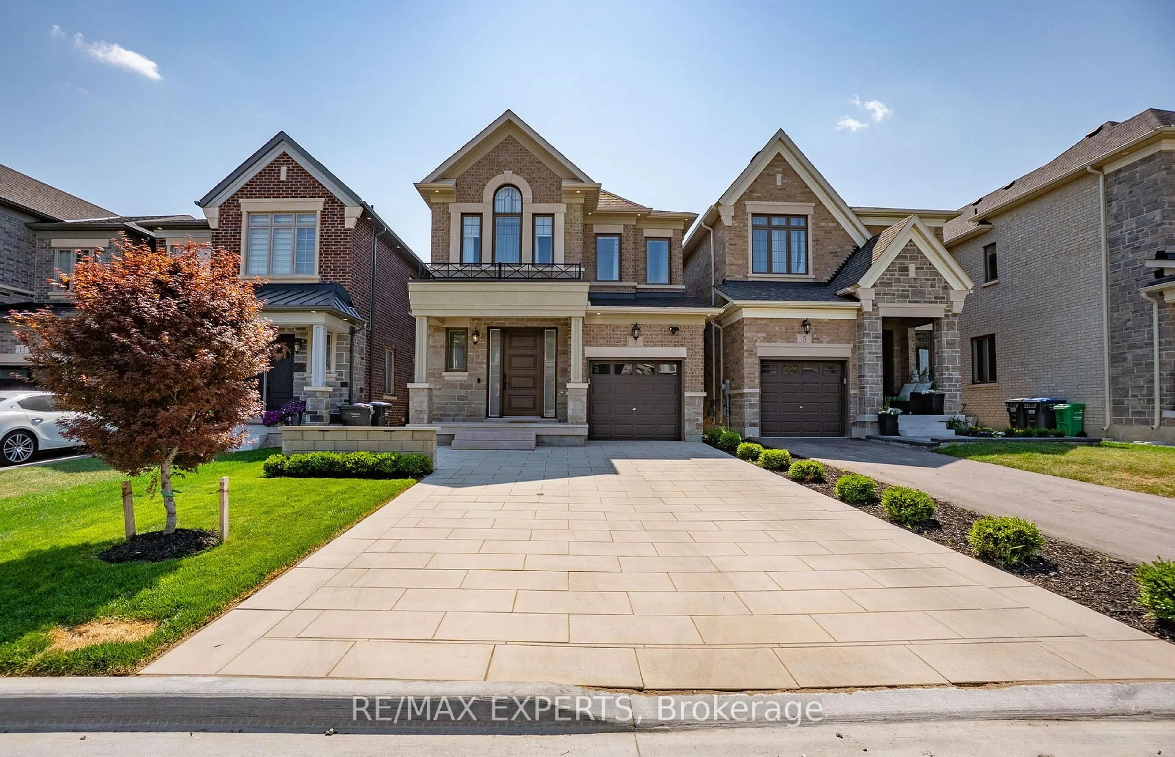 Home with brick exterior material, street for 7 Clover Bend Terr, Caledon Ontario L7E 4M6