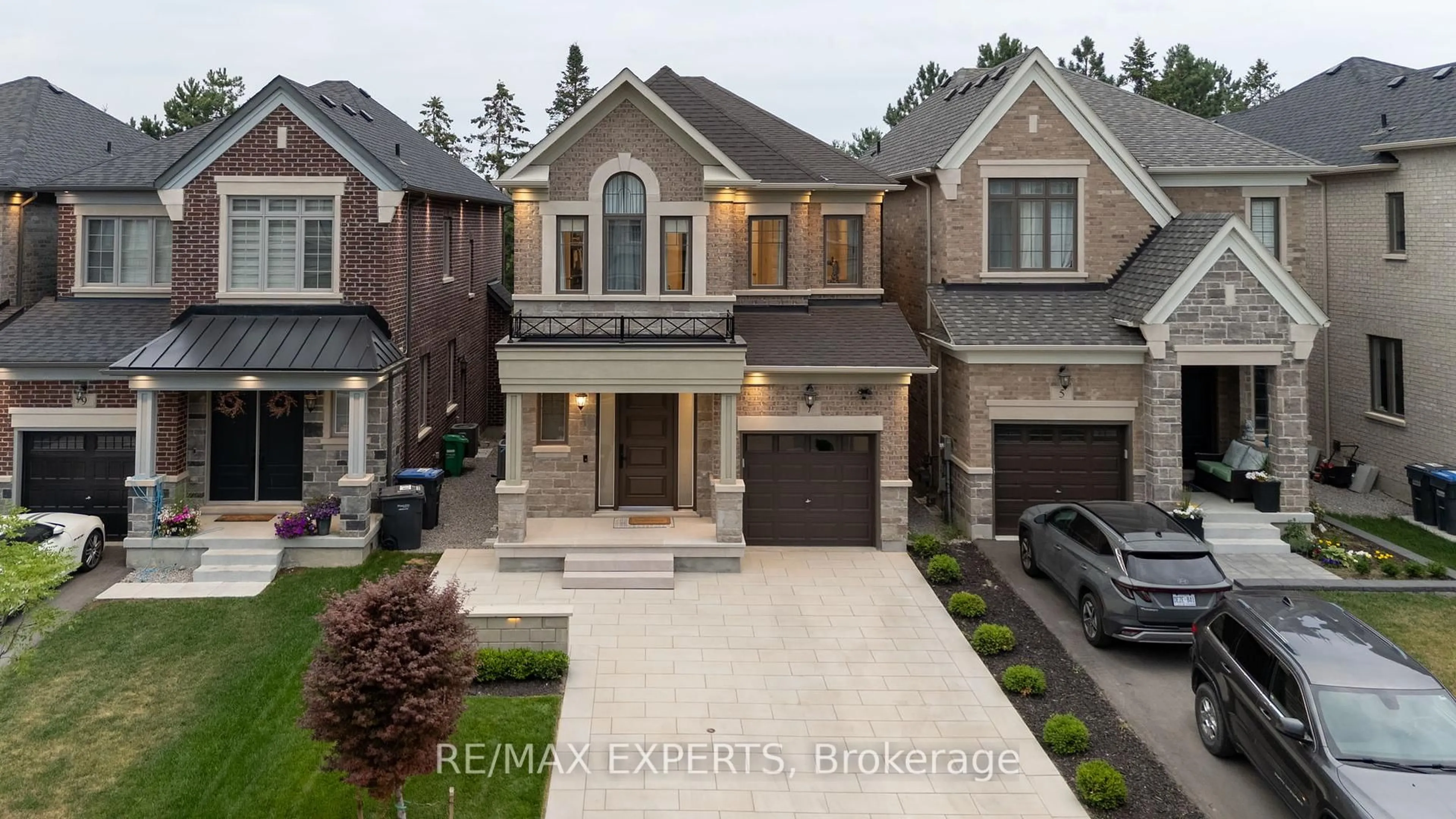 Home with brick exterior material, street for 7 Clover Bend Terr, Caledon Ontario L7E 4M6