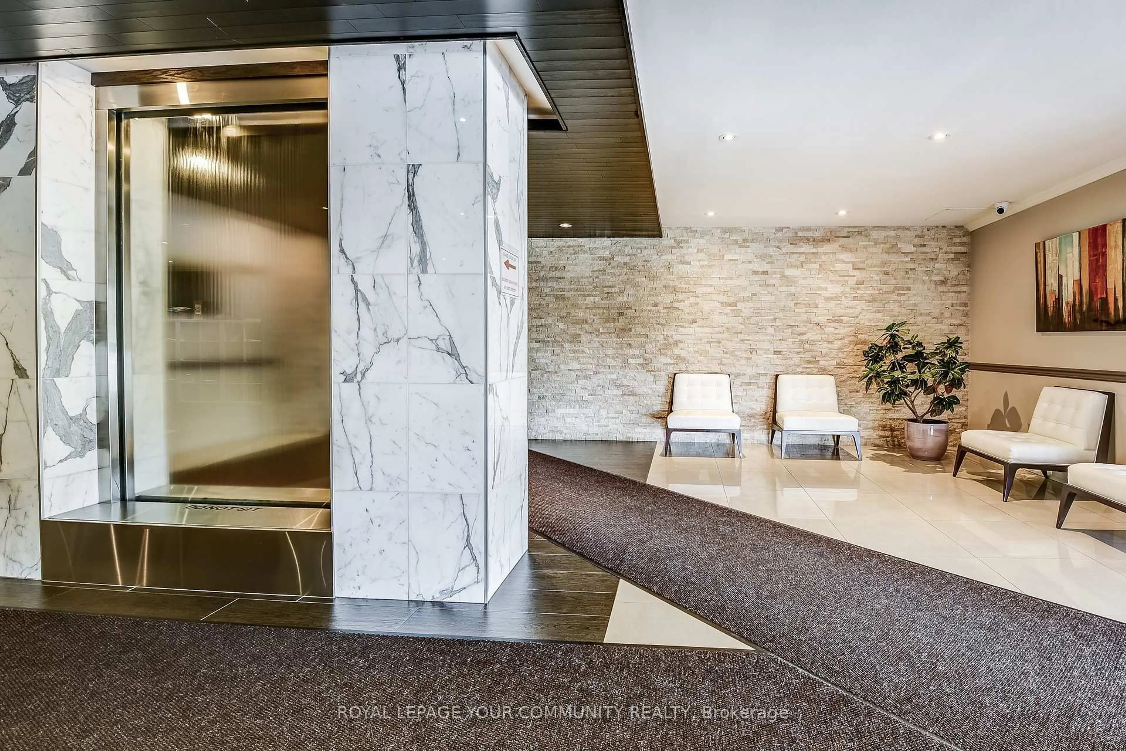 Lobby for 1485 Lakeshore Rd #1106, Mississauga Ontario L5E 3G2