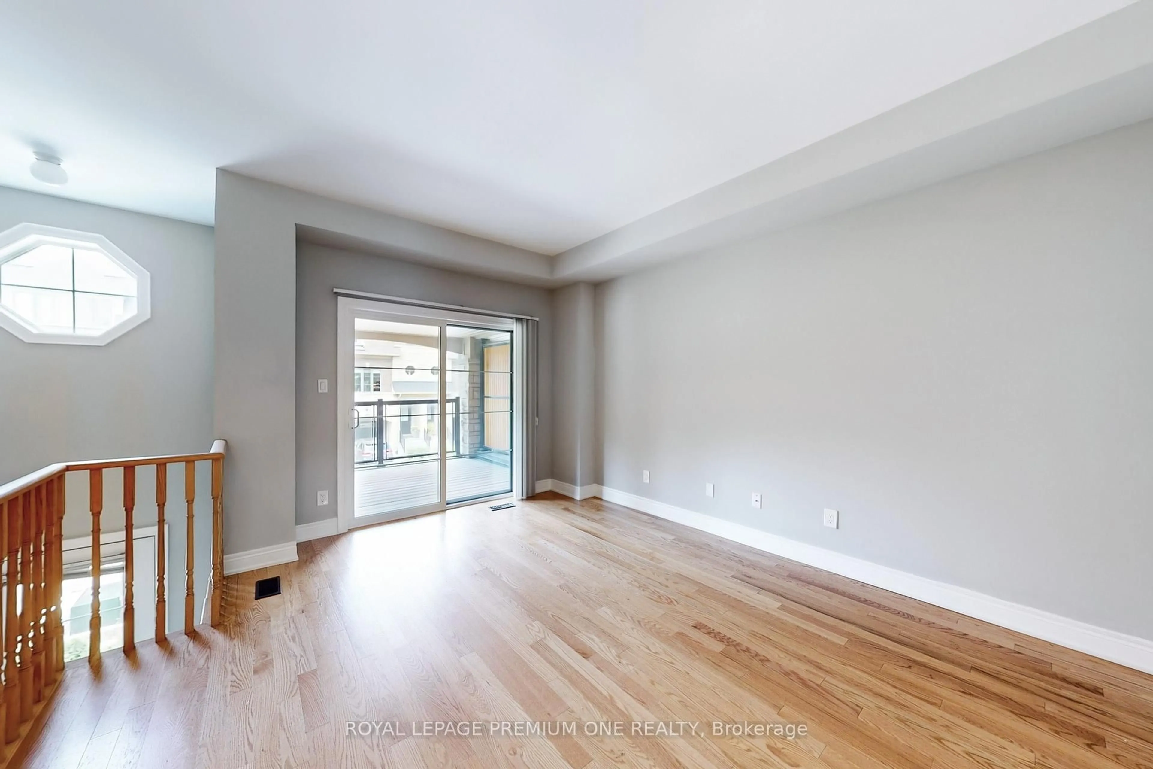 Unknown for 71 DRYDEN Way, Toronto Ontario M9R 0B2