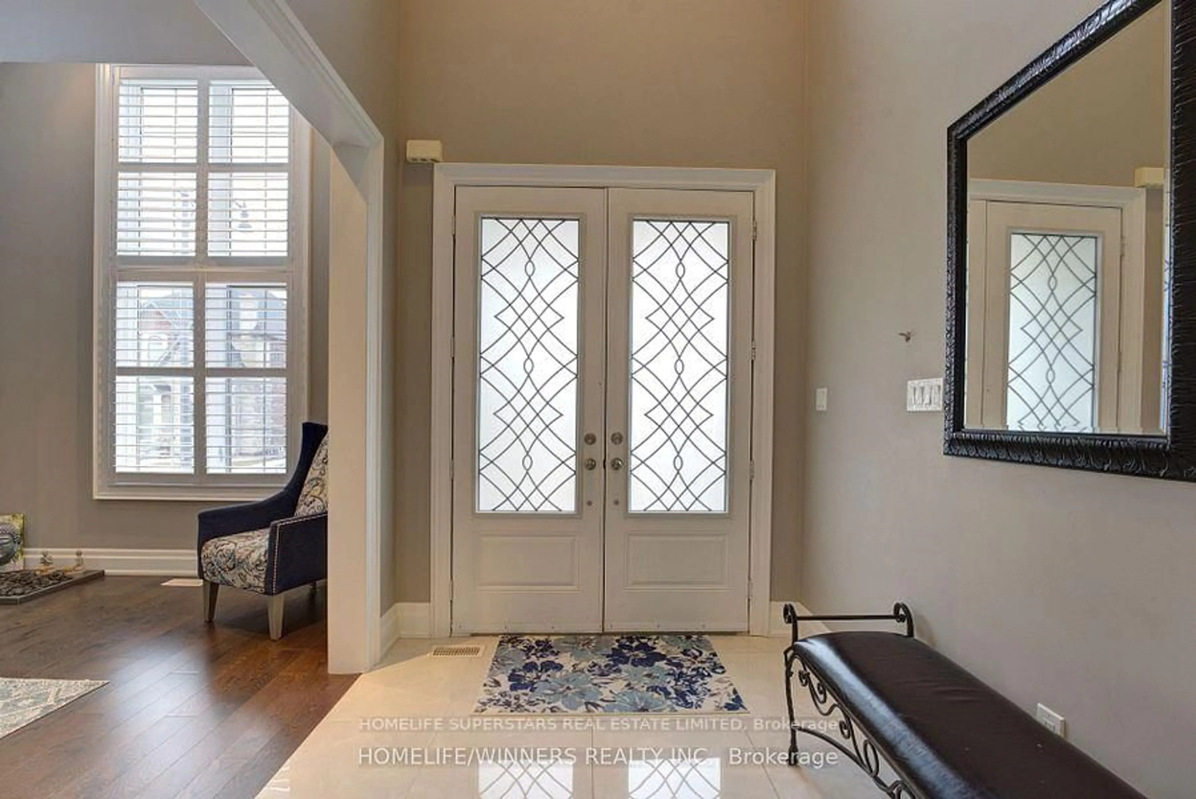 Indoor entryway for 13 Boyce Cres, Brampton Ontario L6P 0H8