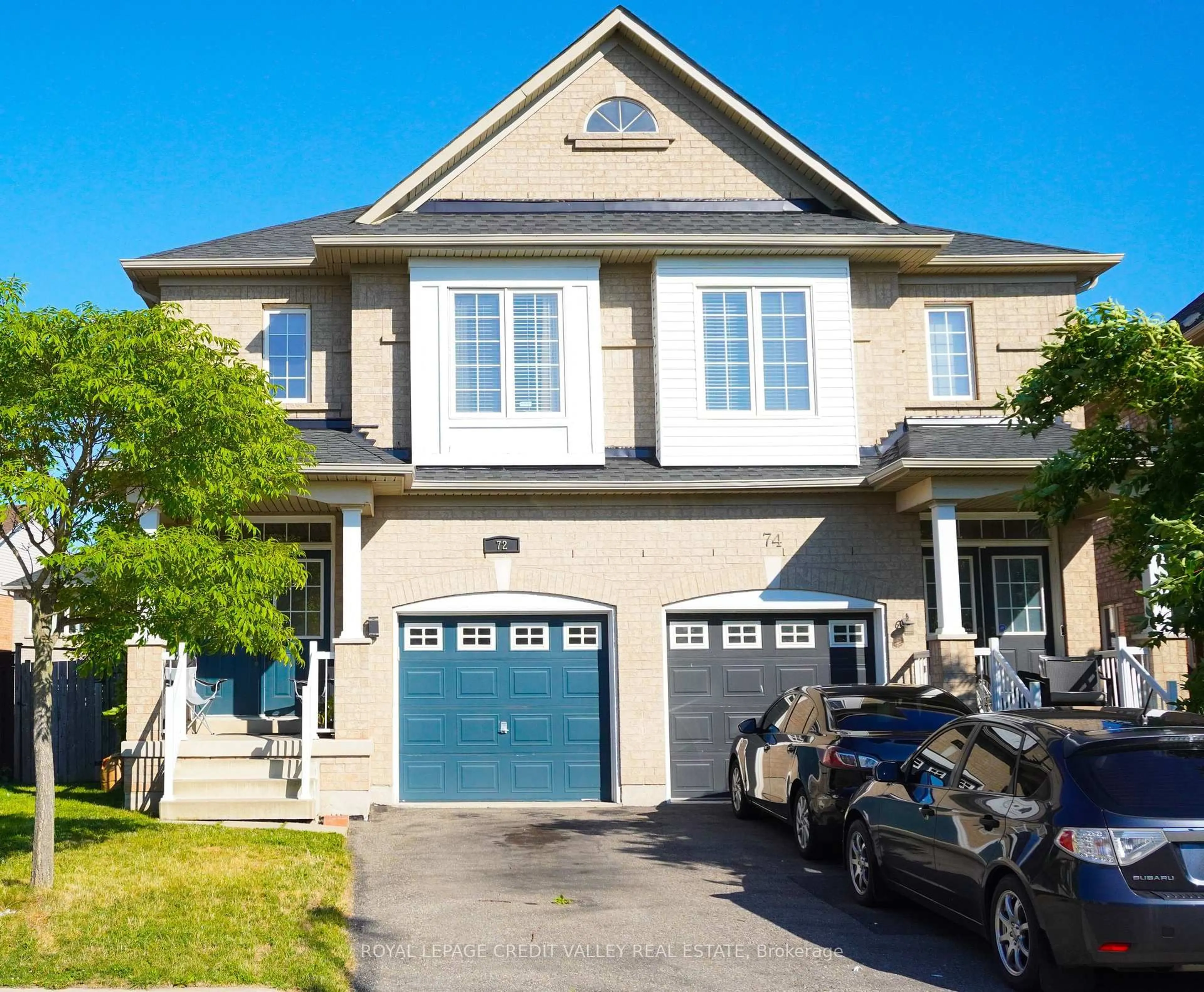 Home with vinyl exterior material, street for 72 Kilrea Way, Brampton Ontario L6X 0R3