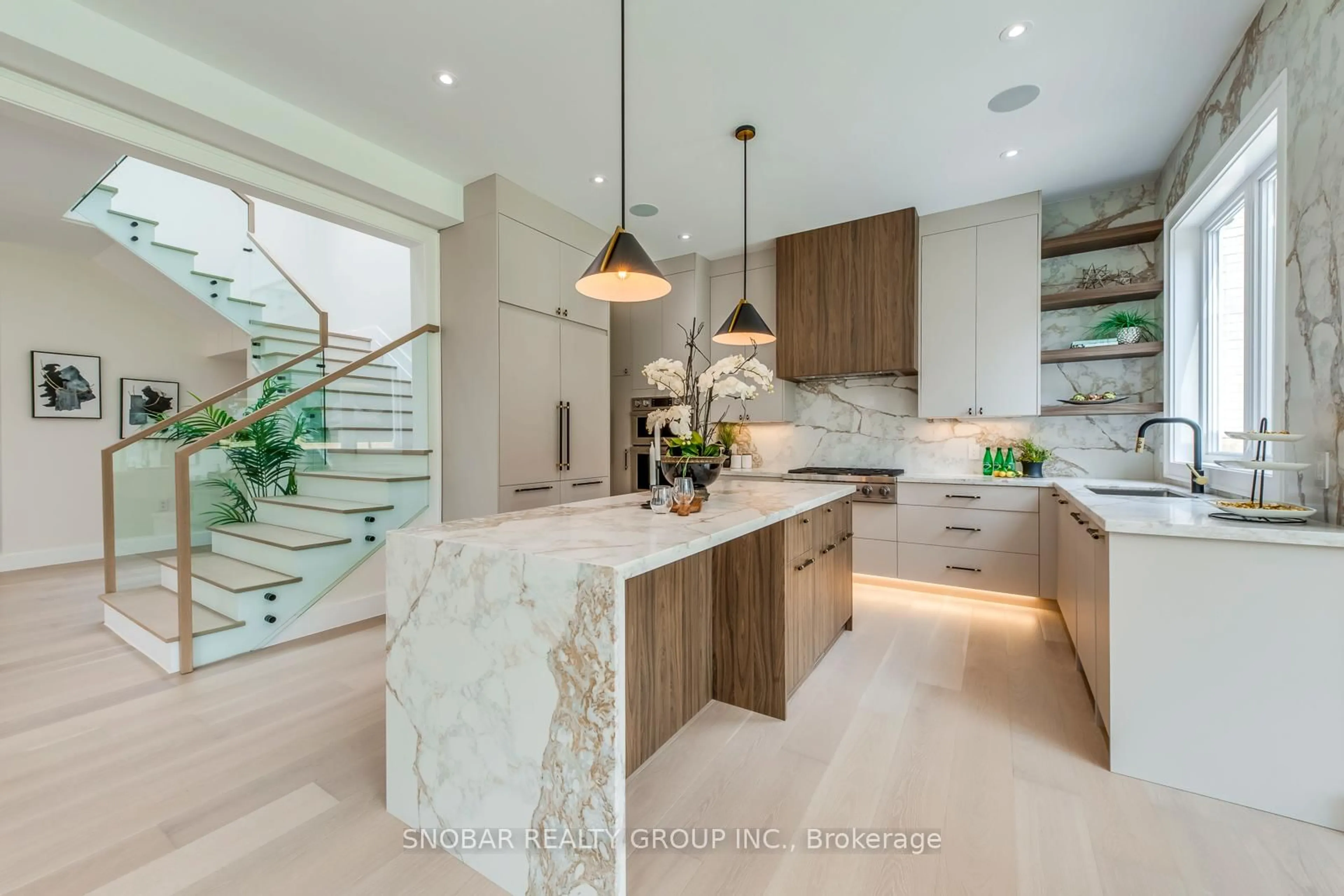 Contemporary kitchen, ceramic/tile floor for 123 Edgecroft Rd, Toronto Ontario M8Z 2C2
