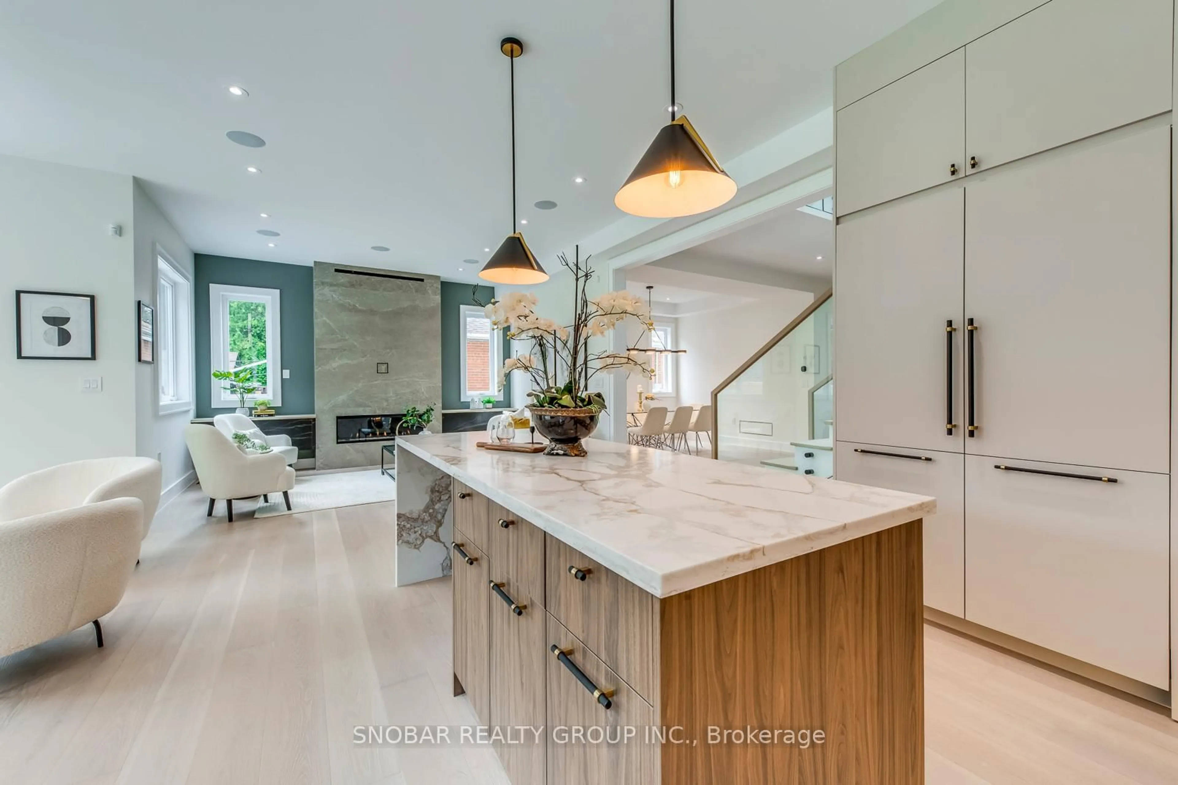 Contemporary kitchen, ceramic/tile floor for 123 Edgecroft Rd, Toronto Ontario M8Z 2C2