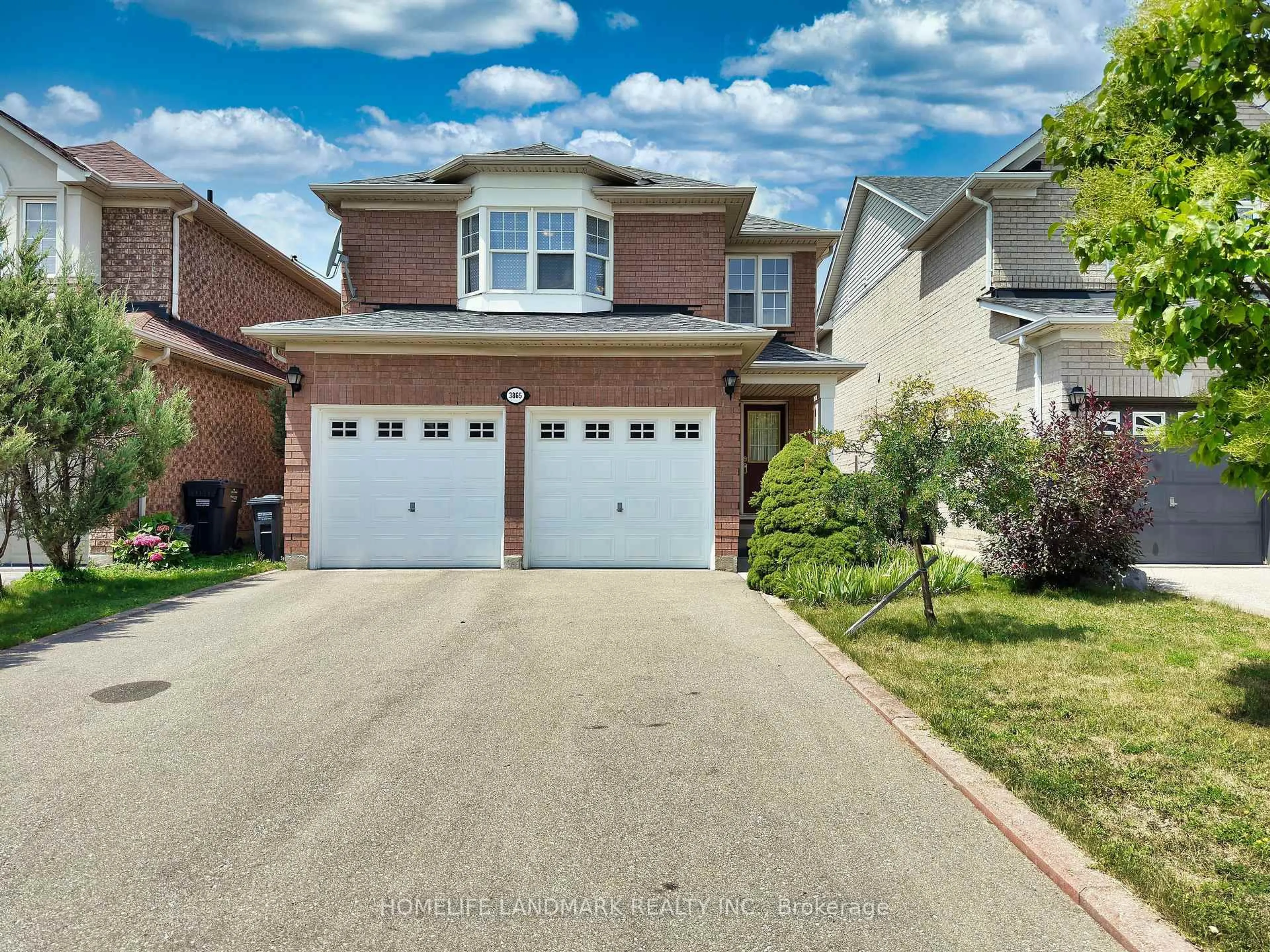 Home with brick exterior material, street for 3865 Baycroft Dr, Mississauga Ontario L5N 8J5