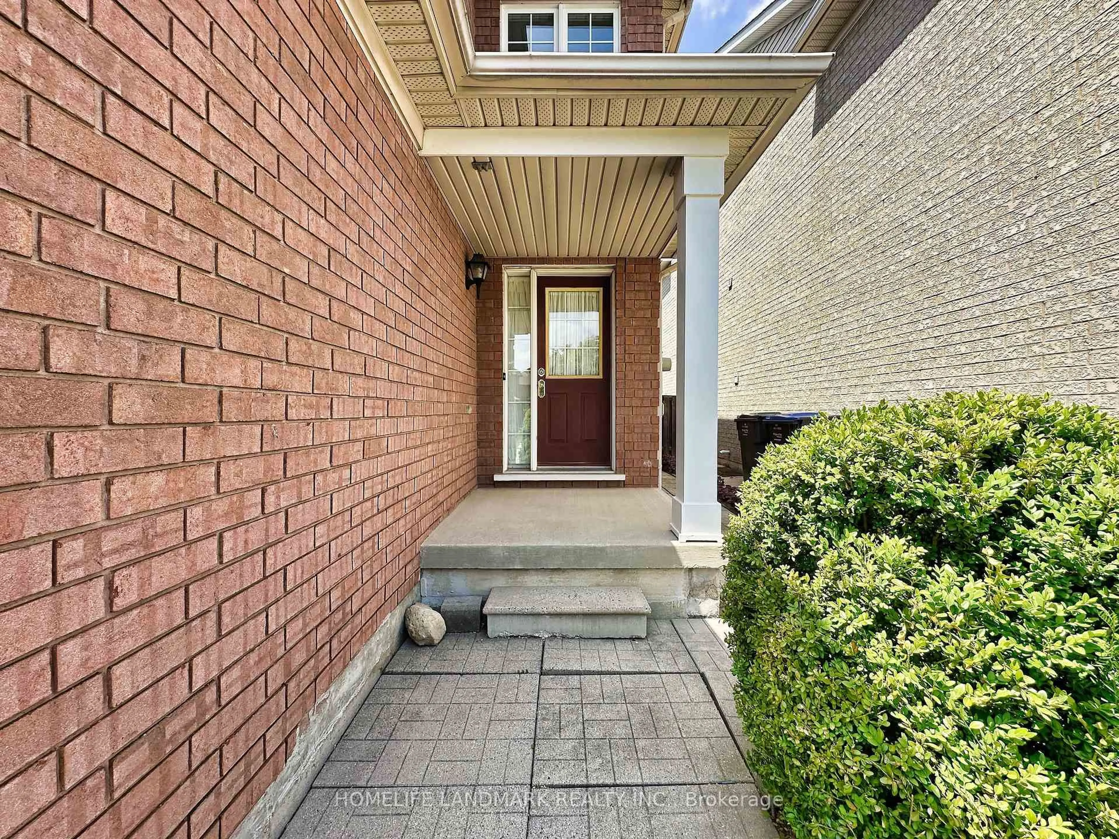 Home with brick exterior material, street for 3865 Baycroft Dr, Mississauga Ontario L5N 8J5