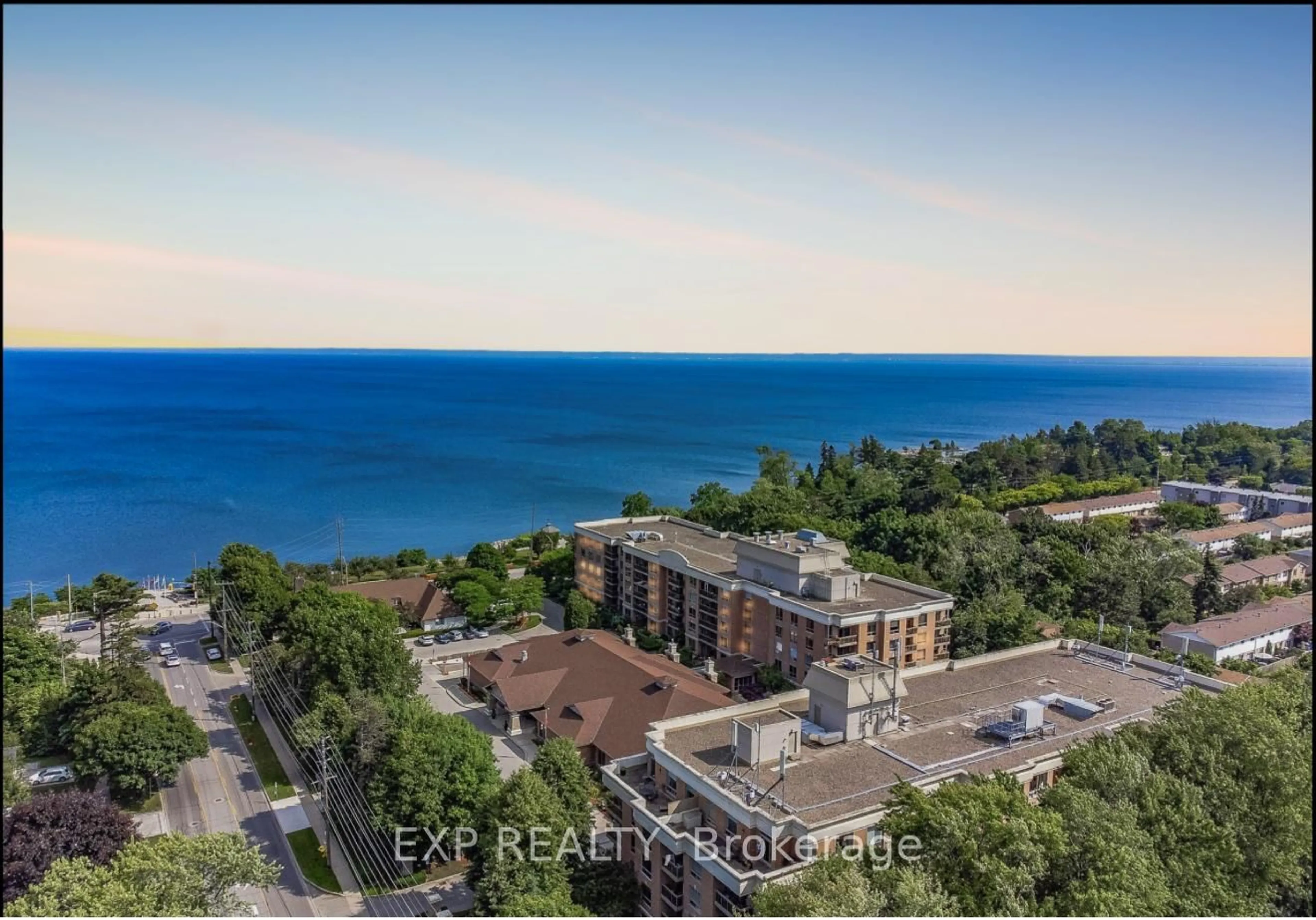 A pic from outside/outdoor area/front of a property/back of a property/a pic from drone, water/lake/river/ocean view for 100 Burloak Dr #1409, Burlington Ontario L7L 6P6