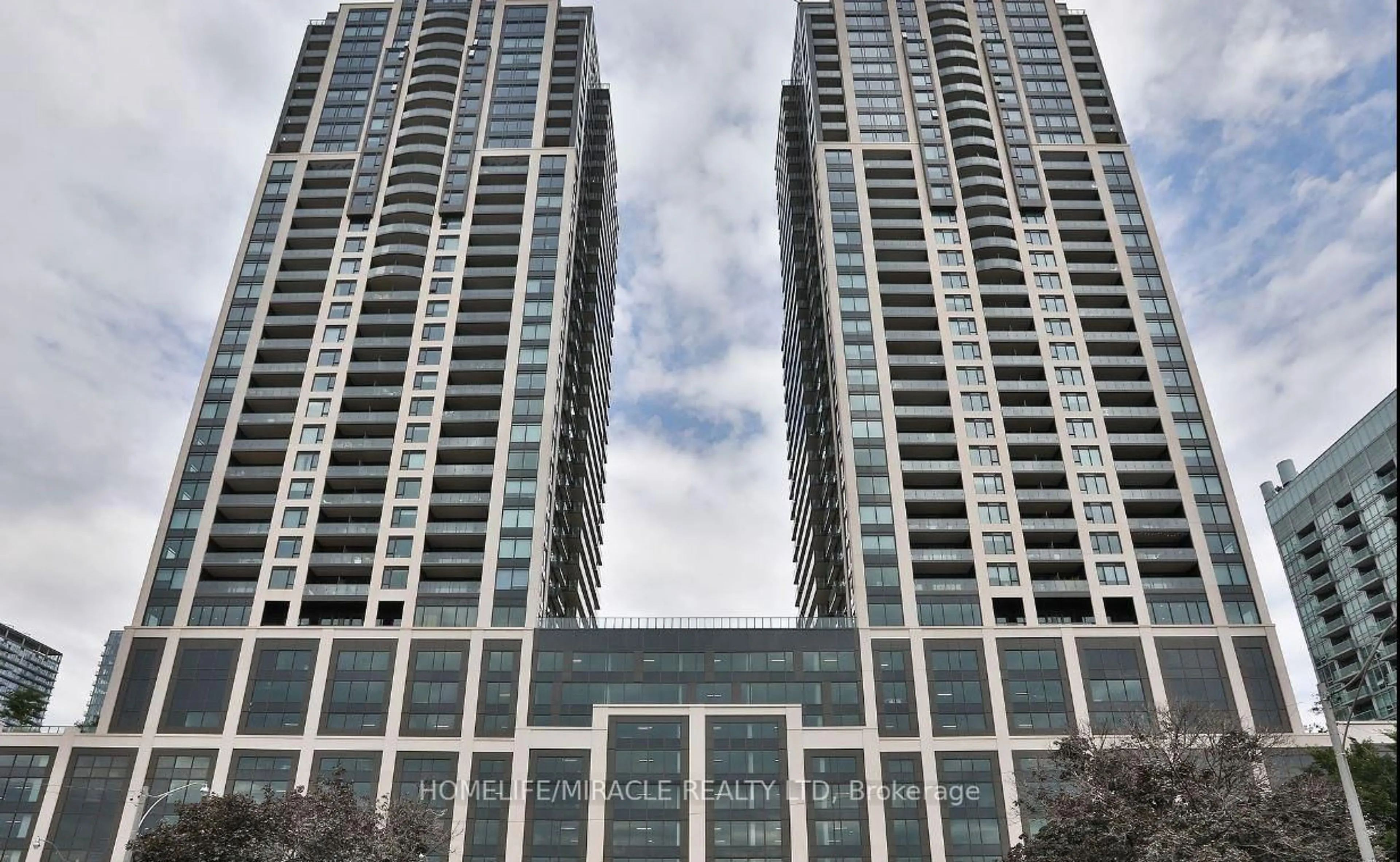 Unknown for 1926 Lakeshore Blvd #3811, Toronto Ontario M6S 1A1