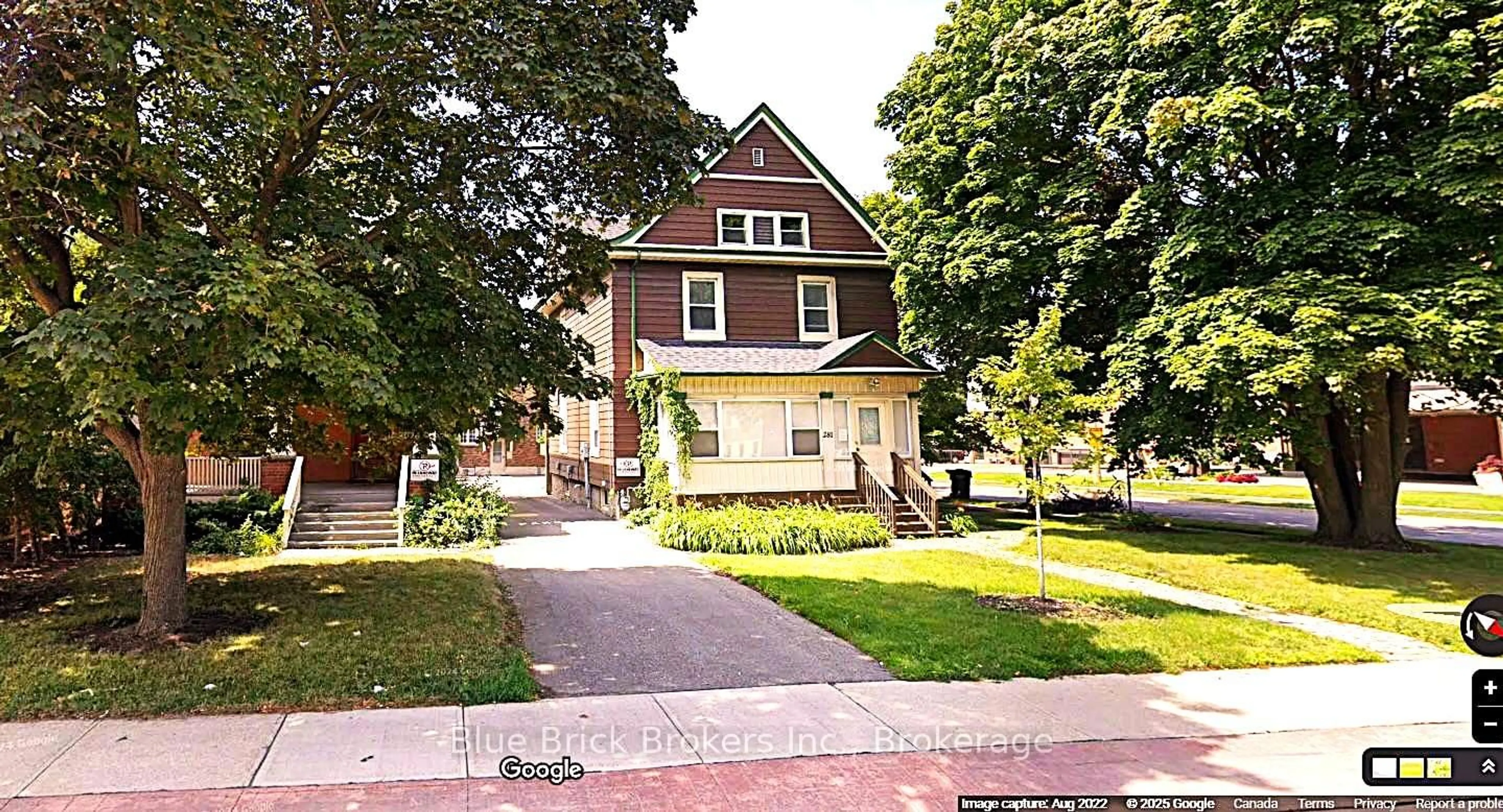 Home with brick exterior material, street for 281 Main St, Brampton Ontario L6X 1N4