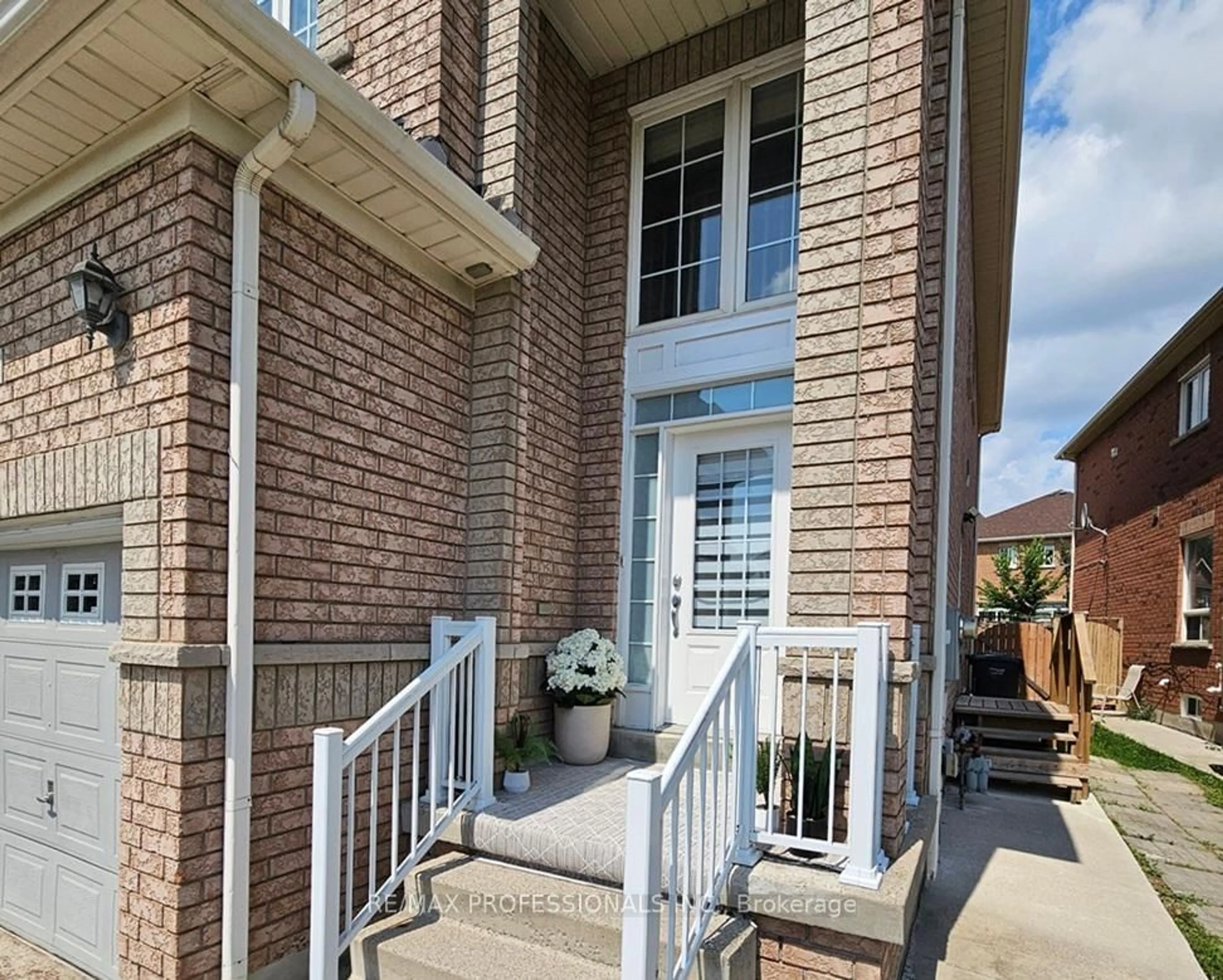 Home with brick exterior material, street for 89 Calm Waters Cres, Brampton Ontario L6V 4S2