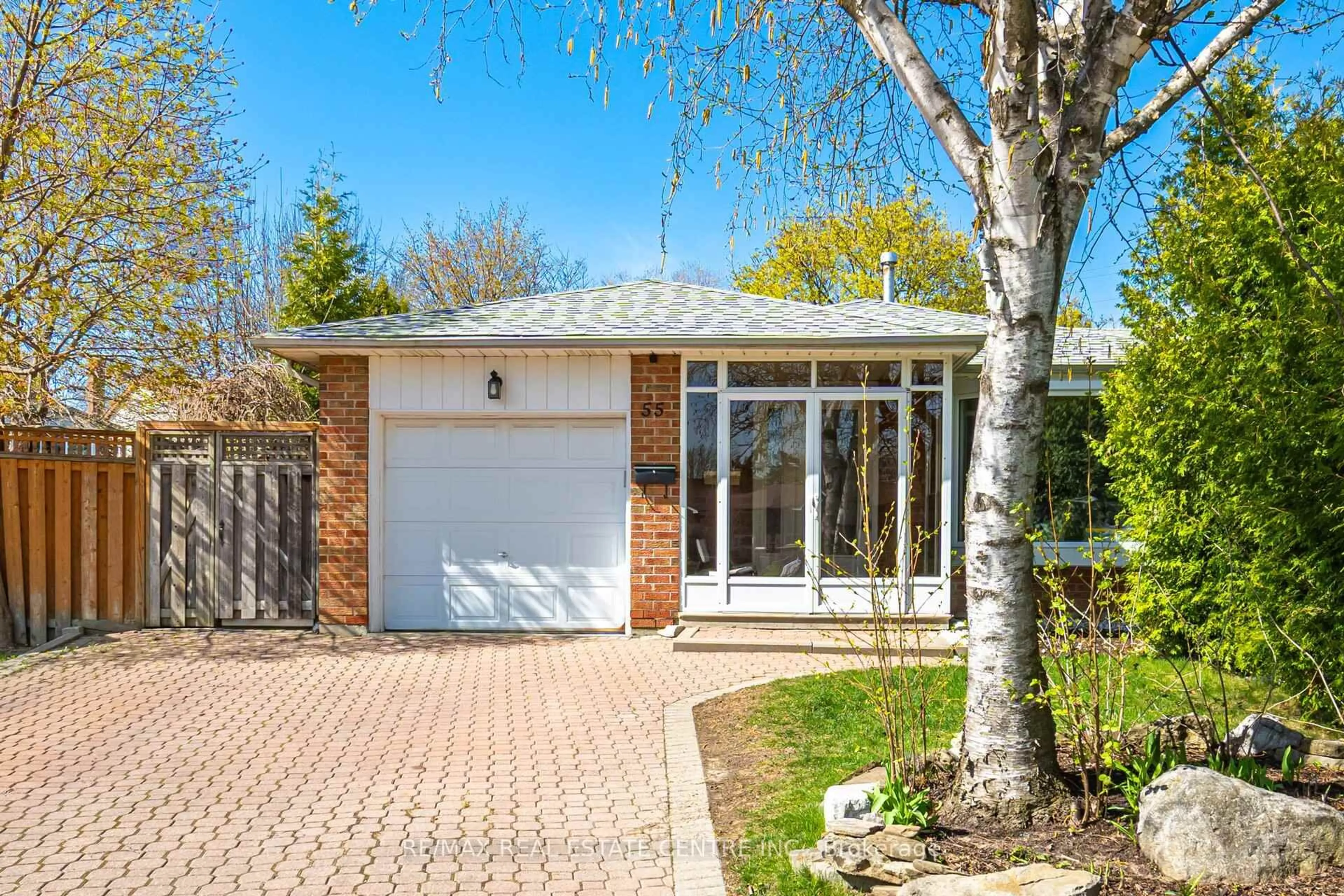 Home with brick exterior material, street for 55 Mallard Cres, Brampton Ontario L6S 2T7