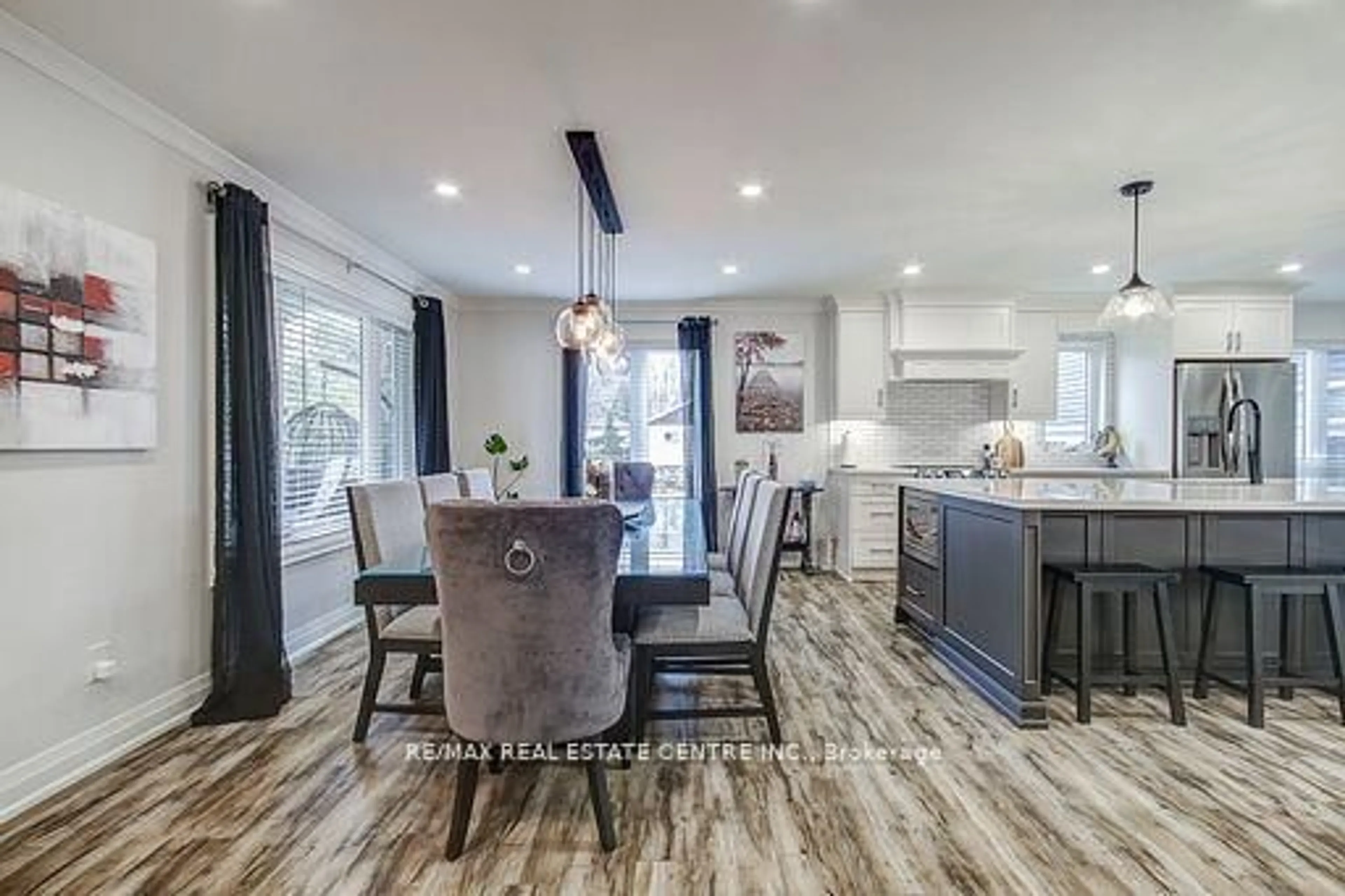 Open concept kitchen, unknown for 25 BEAVER St, Halton Hills Ontario L7G 3P6