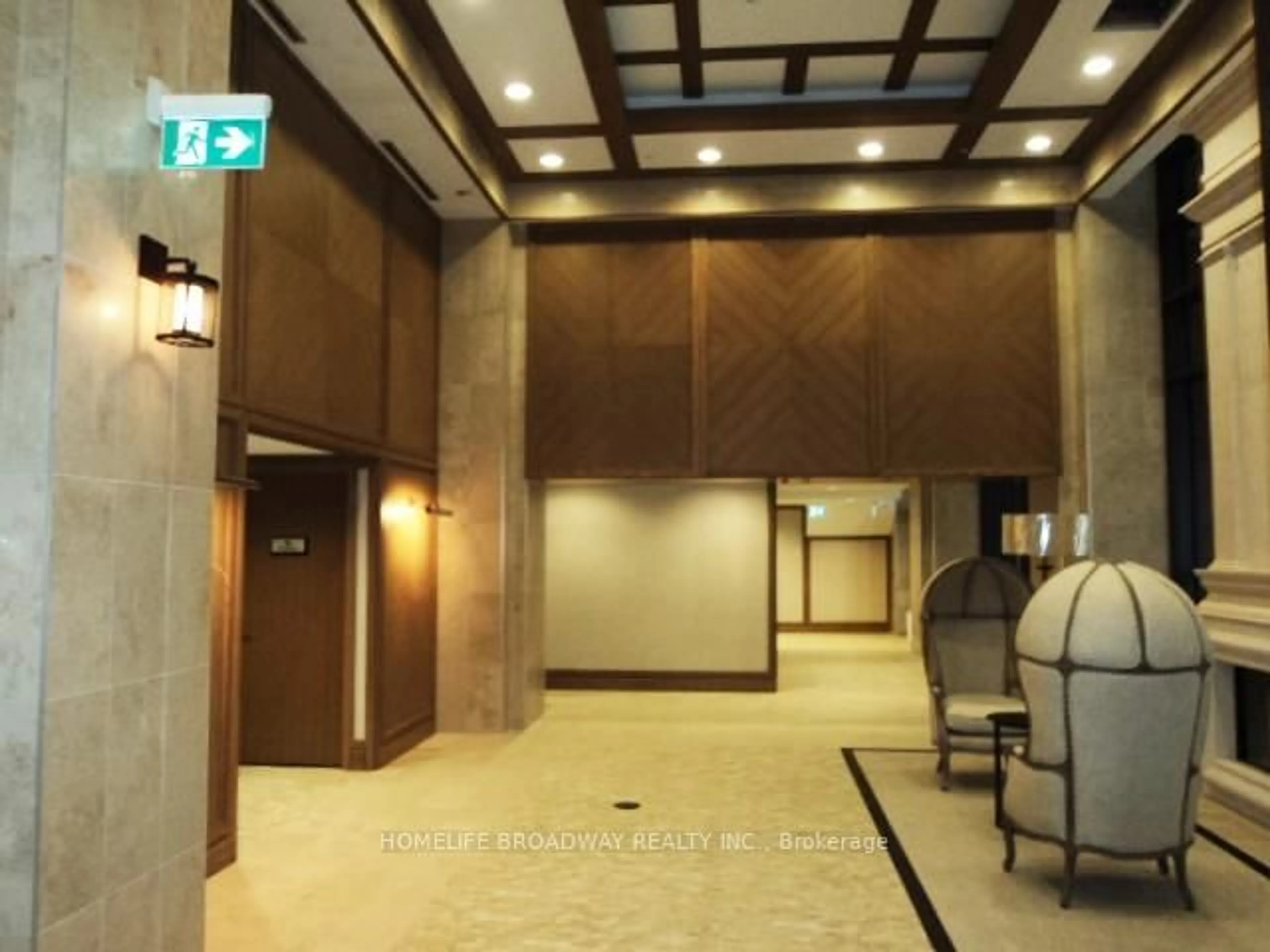 Indoor foyer for 3091 Dufferin St #336, Toronto Ontario M6A 0C4