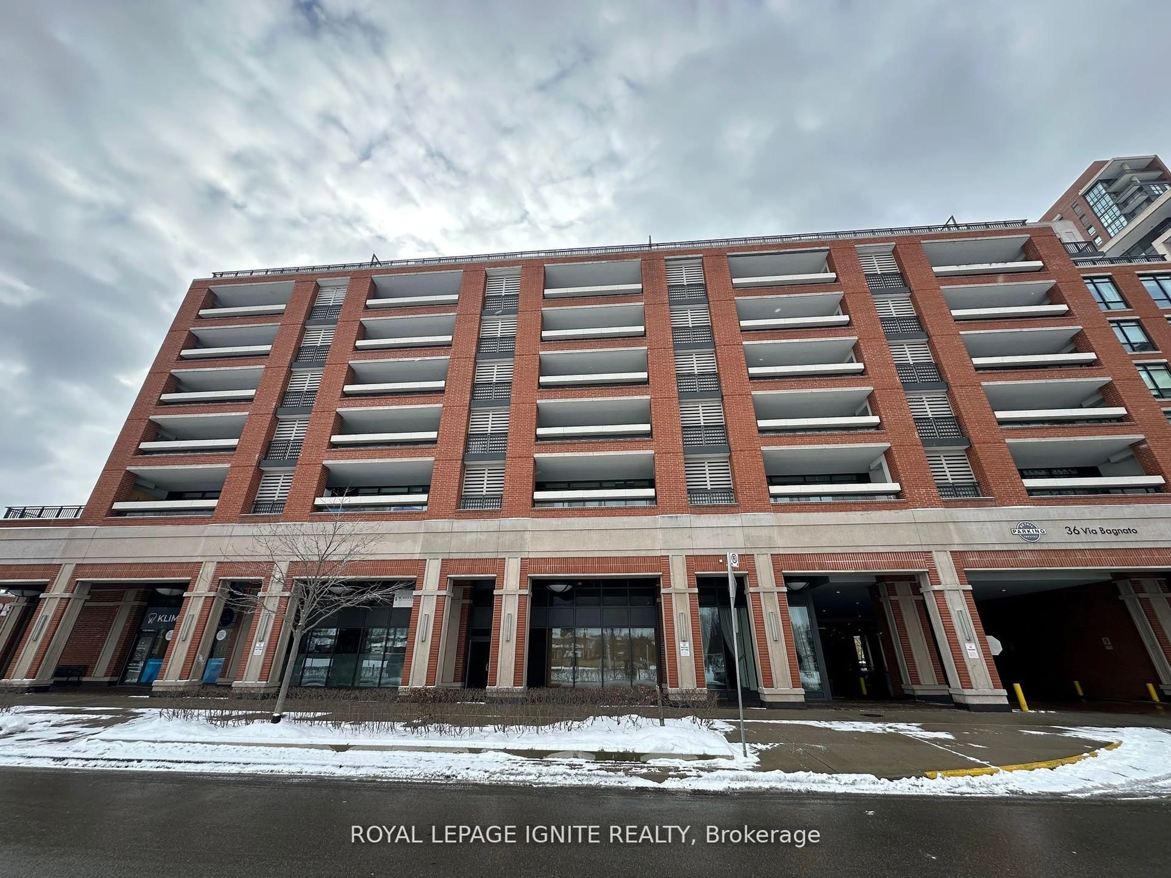 Unknown for 36 Via Bagnato Ave #533, Toronto Ontario M6A 0B7
