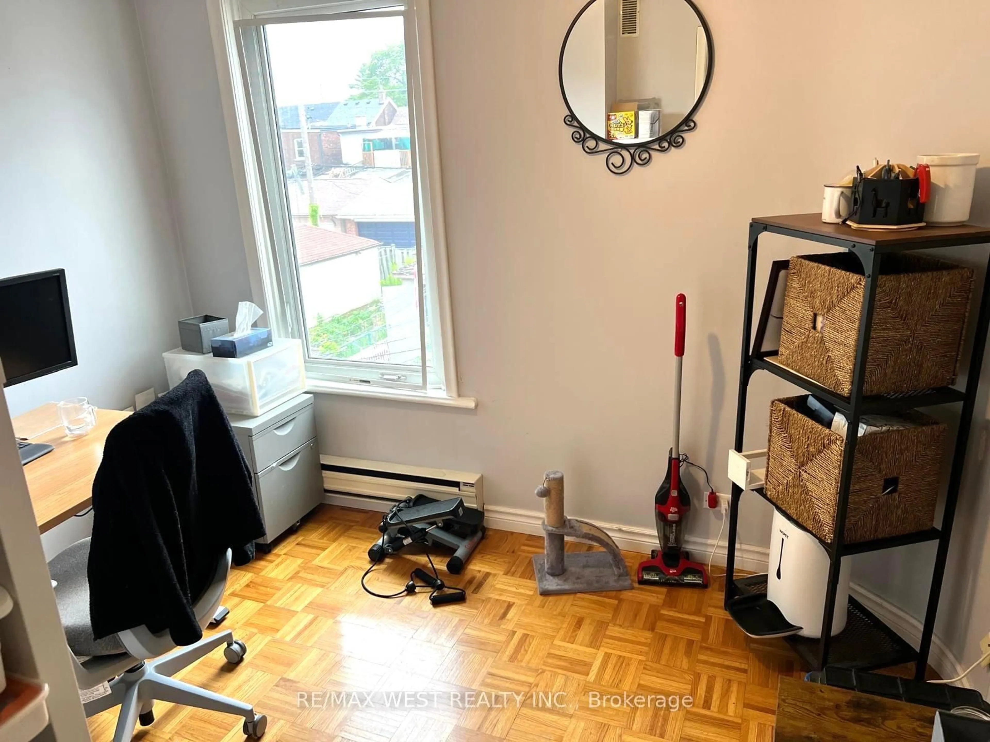 A pic of a room for 472 Symington Ave, Toronto Ontario M6N 2W5