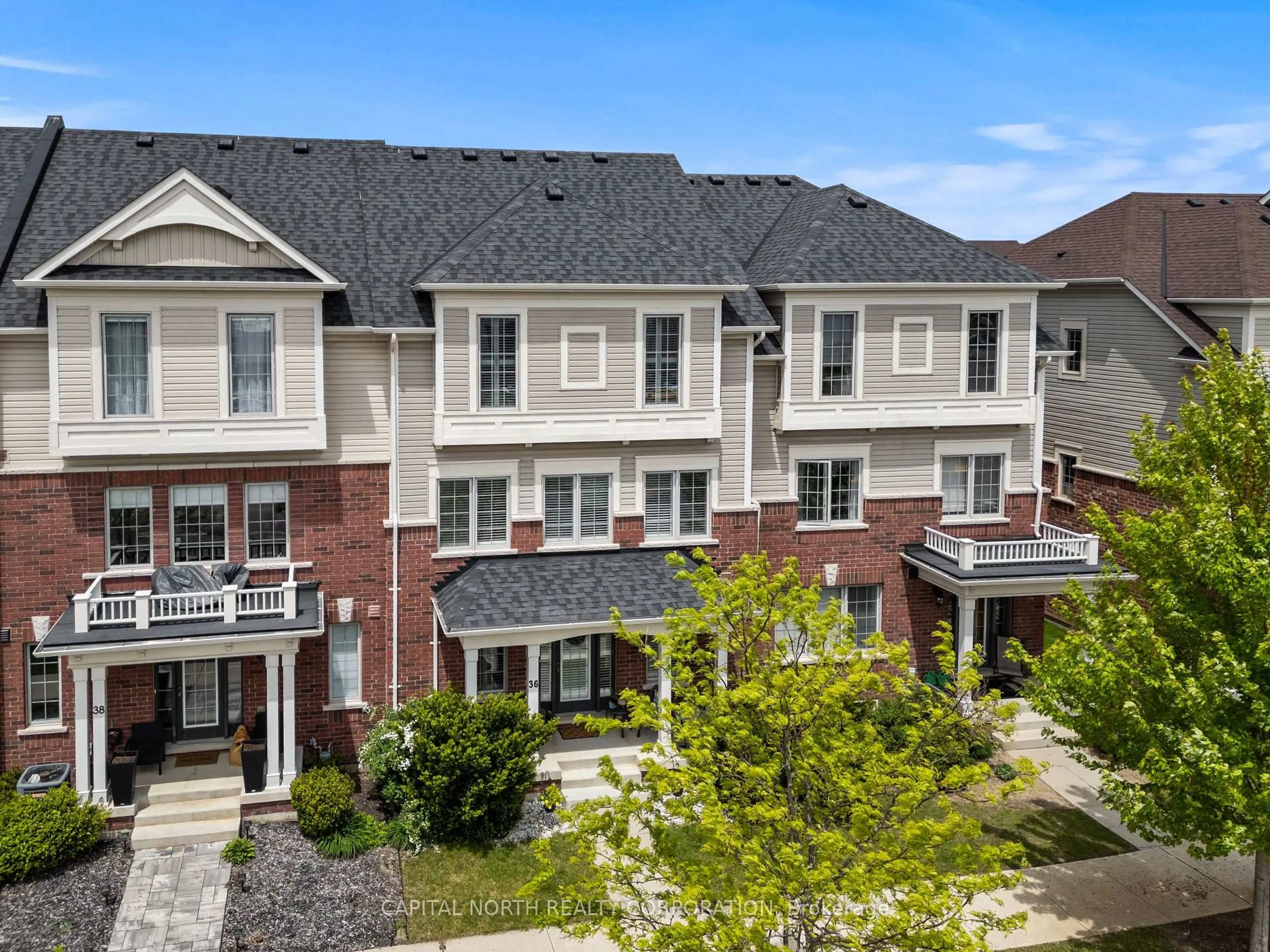 A pic from outside/outdoor area/front of a property/back of a property/a pic from drone, unknown for 36 Mcdevitt Lane, Caledon Ontario L7C 3S2