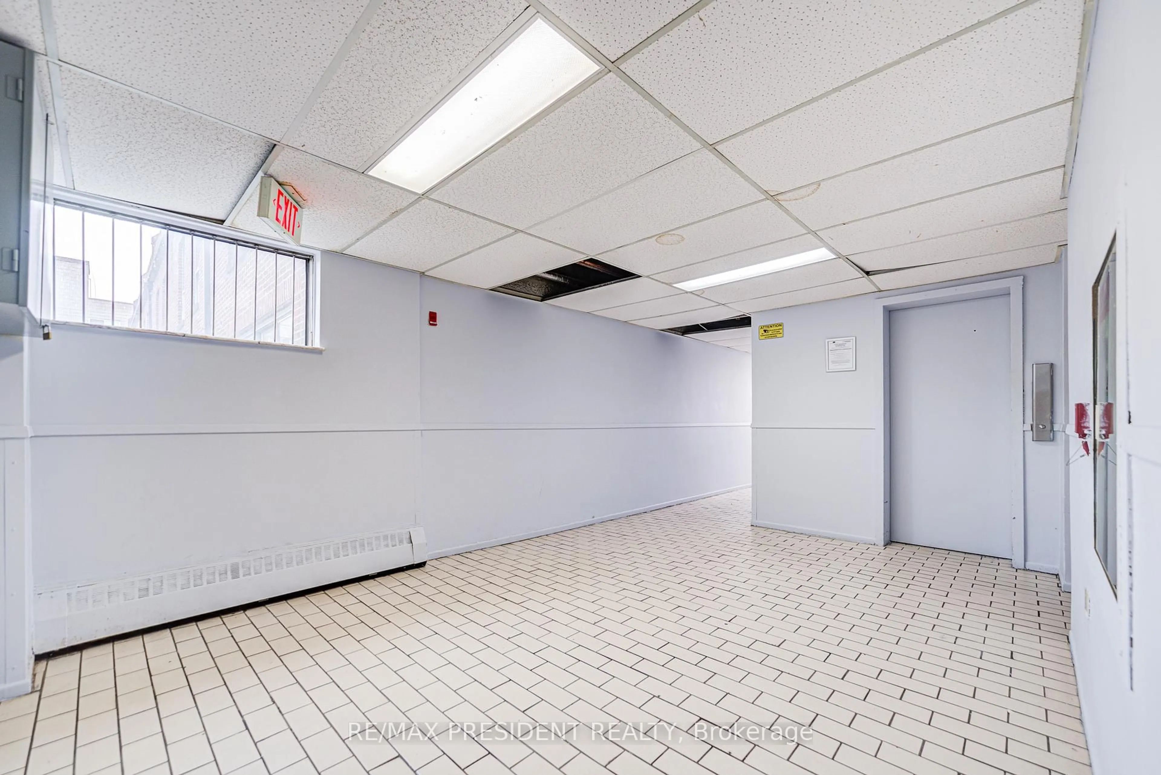 A pic of a room for 10 Eddystone Ave #250, Toronto Ontario M3N 2T2