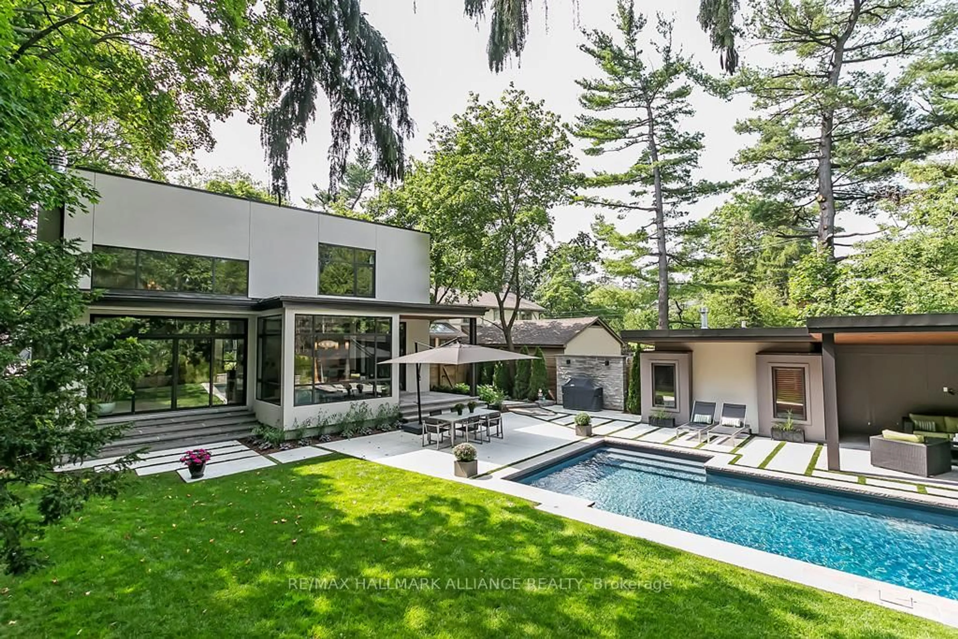 Unknown for 363 Morrison Rd, Oakville Ontario L6J 4K2