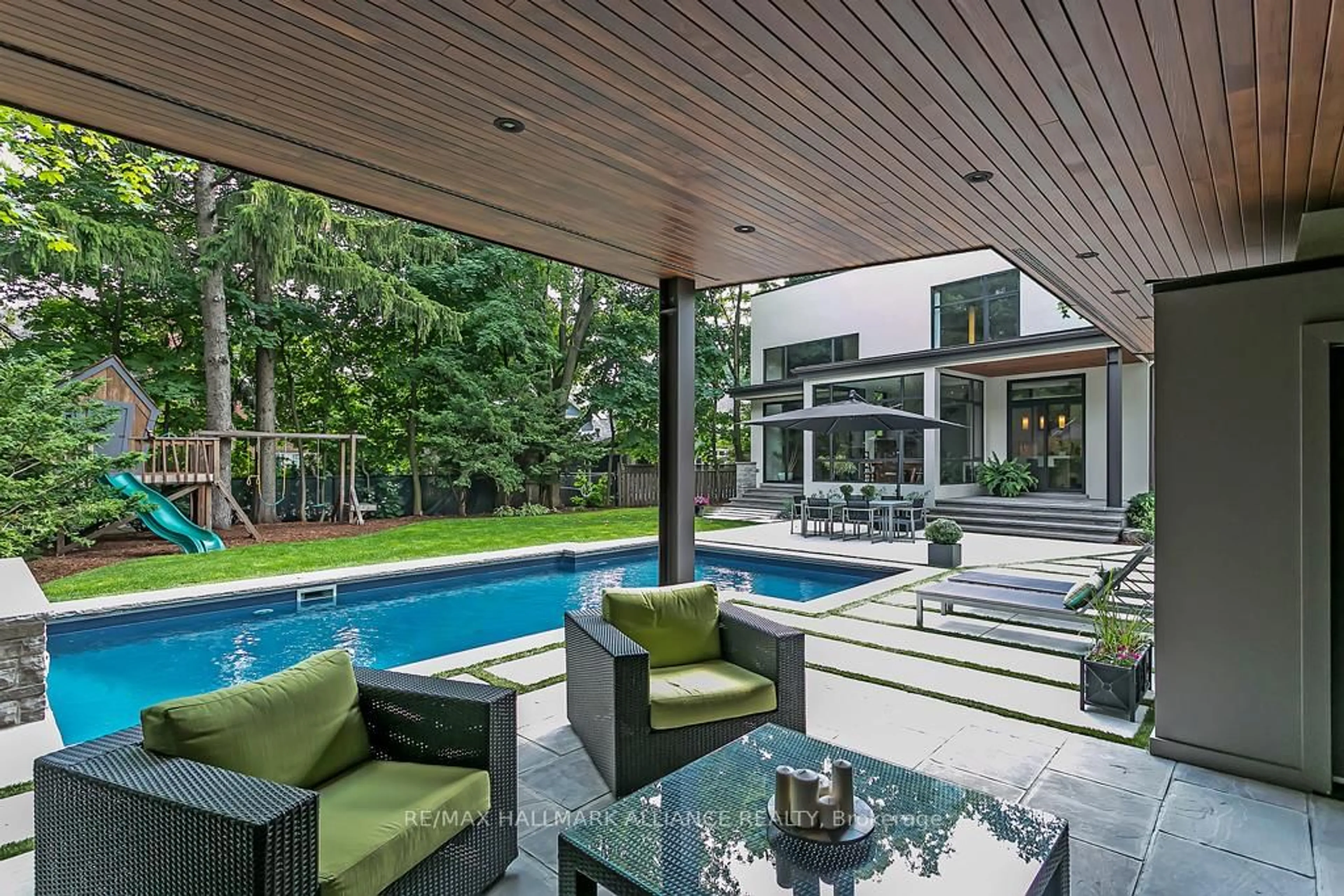 Patio, unknown for 363 Morrison Rd, Oakville Ontario L6J 4K2