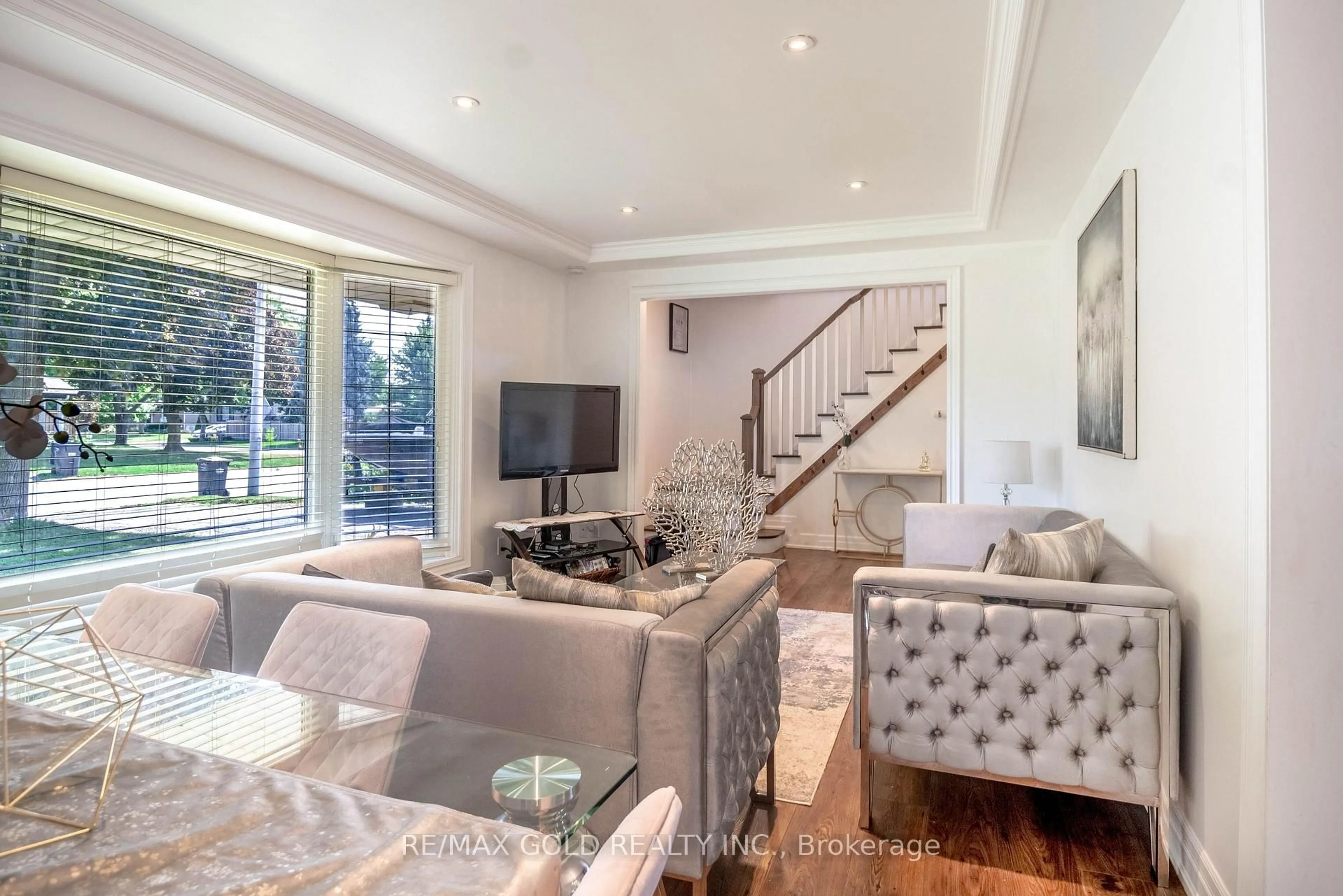 Living room with furniture, unknown for 64 Bartley Bull Pkwy, Brampton Ontario L6W 2J6