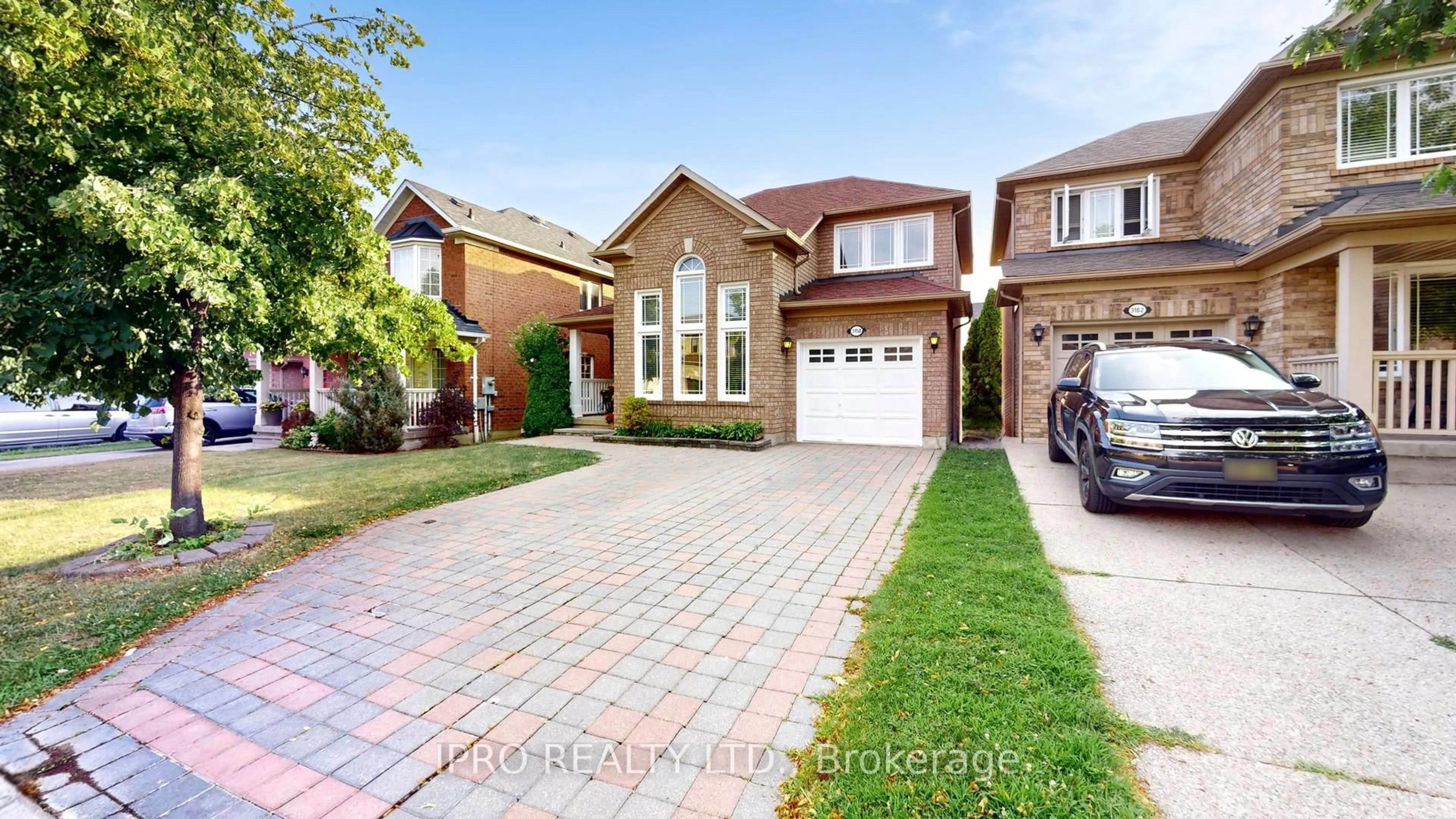 Home with brick exterior material, street for 3158 Rock Harbour Rd, Mississauga Ontario L5B 4G4