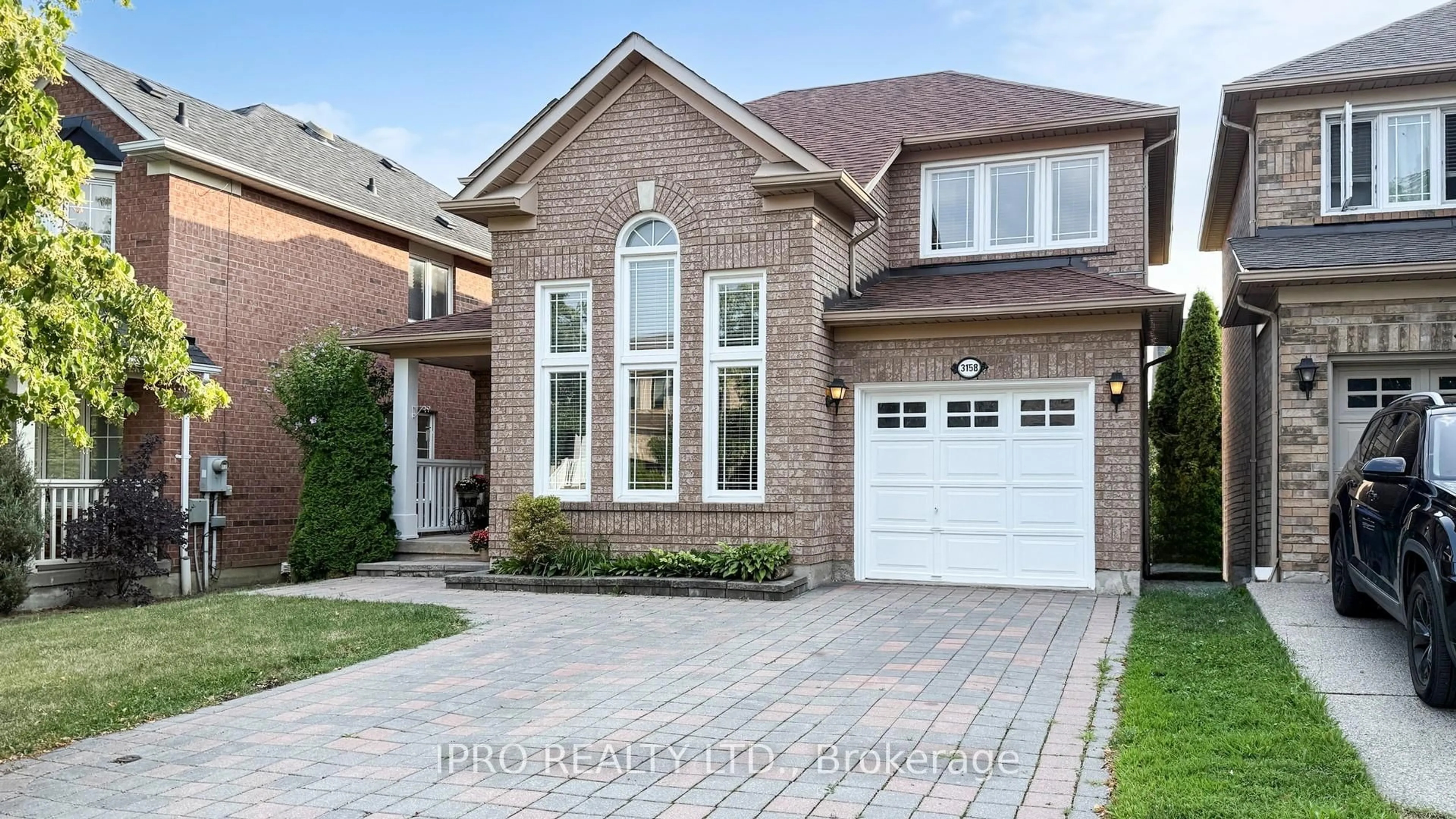 Home with brick exterior material, street for 3158 Rock Harbour Rd, Mississauga Ontario L5B 4G4