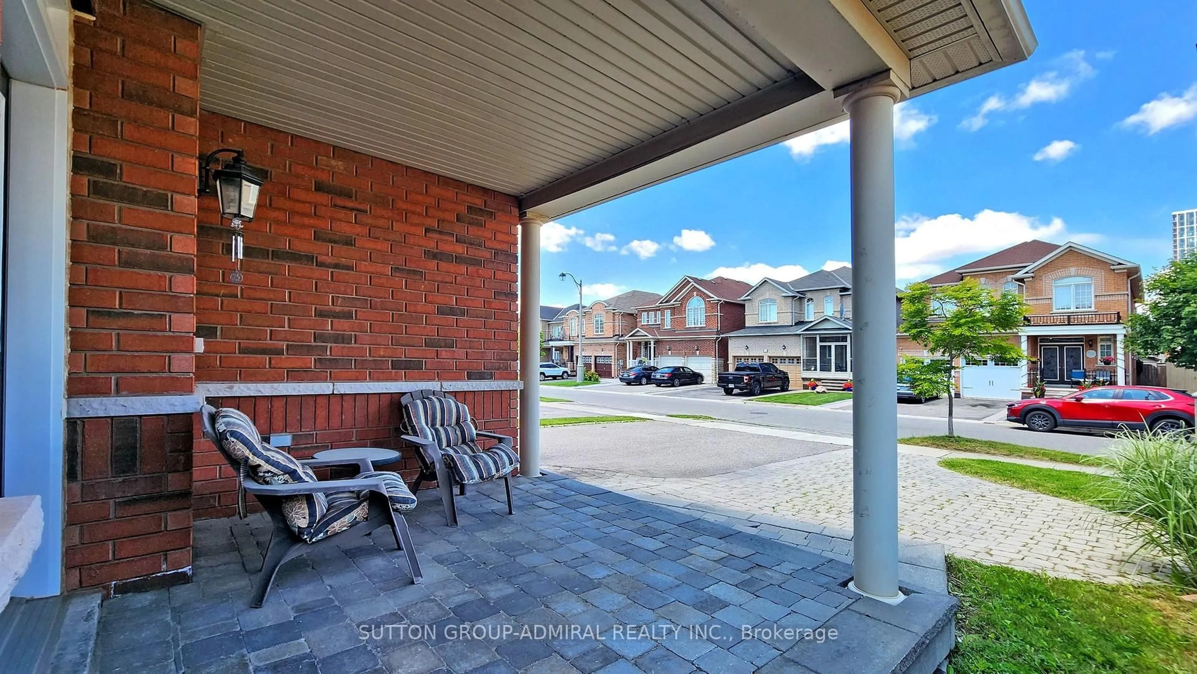 Patio, street for 13 Fallgate Dr, Brampton Ontario L6X 0R5