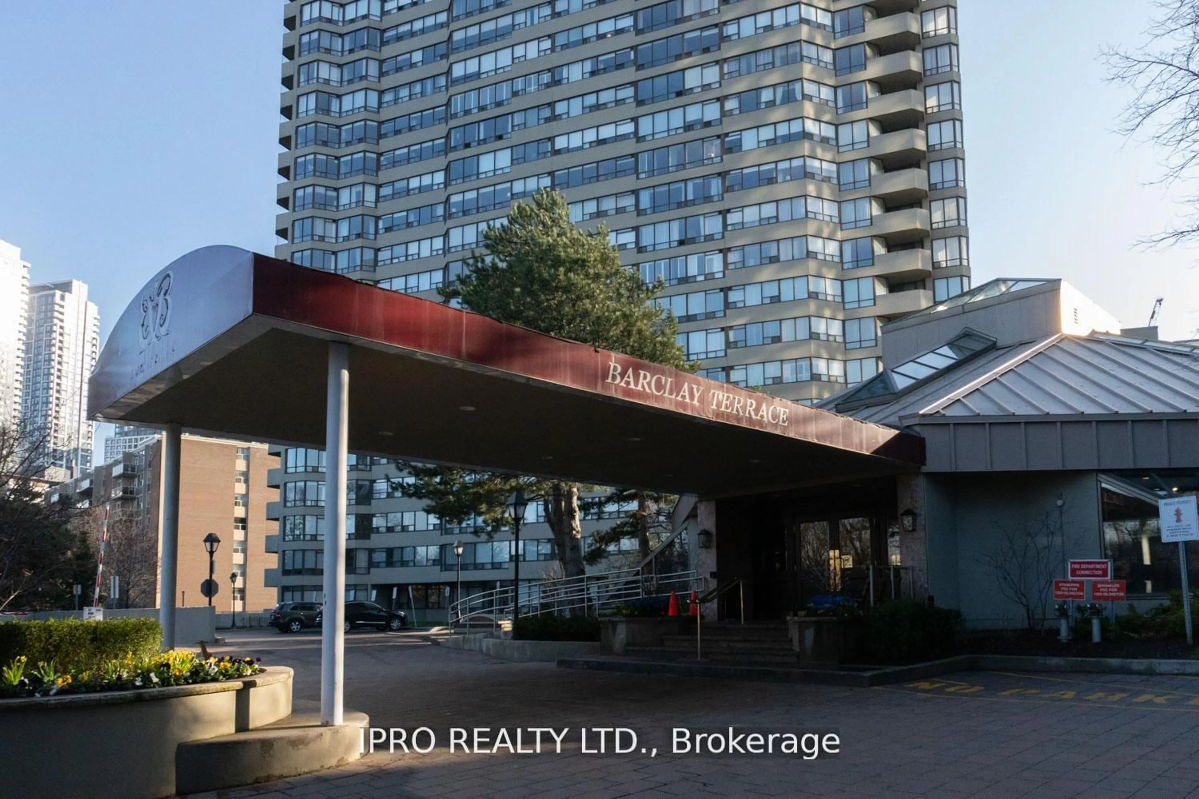 Unknown for 1300 Islington Ave #2403, Toronto Ontario M9A 5C4