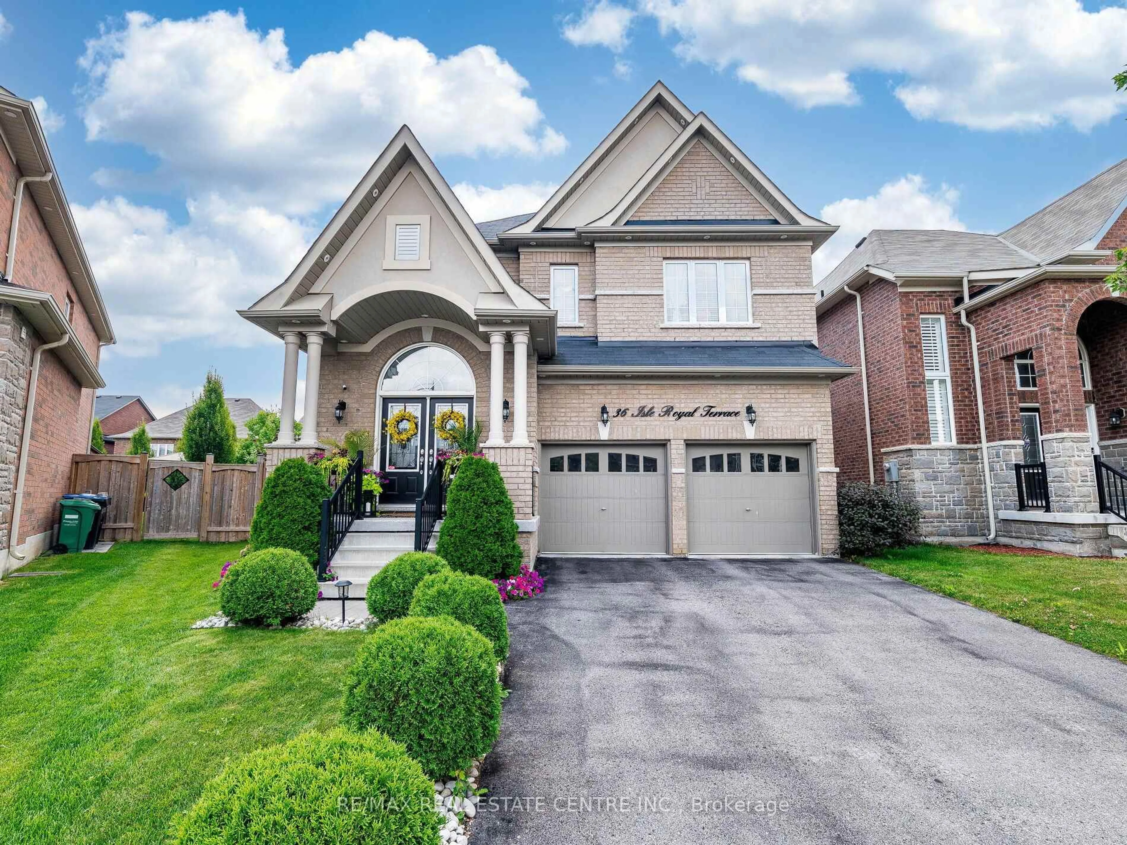 Home with brick exterior material, street for 36 Isle Royal Terr, Brampton Ontario L6Y 6B4