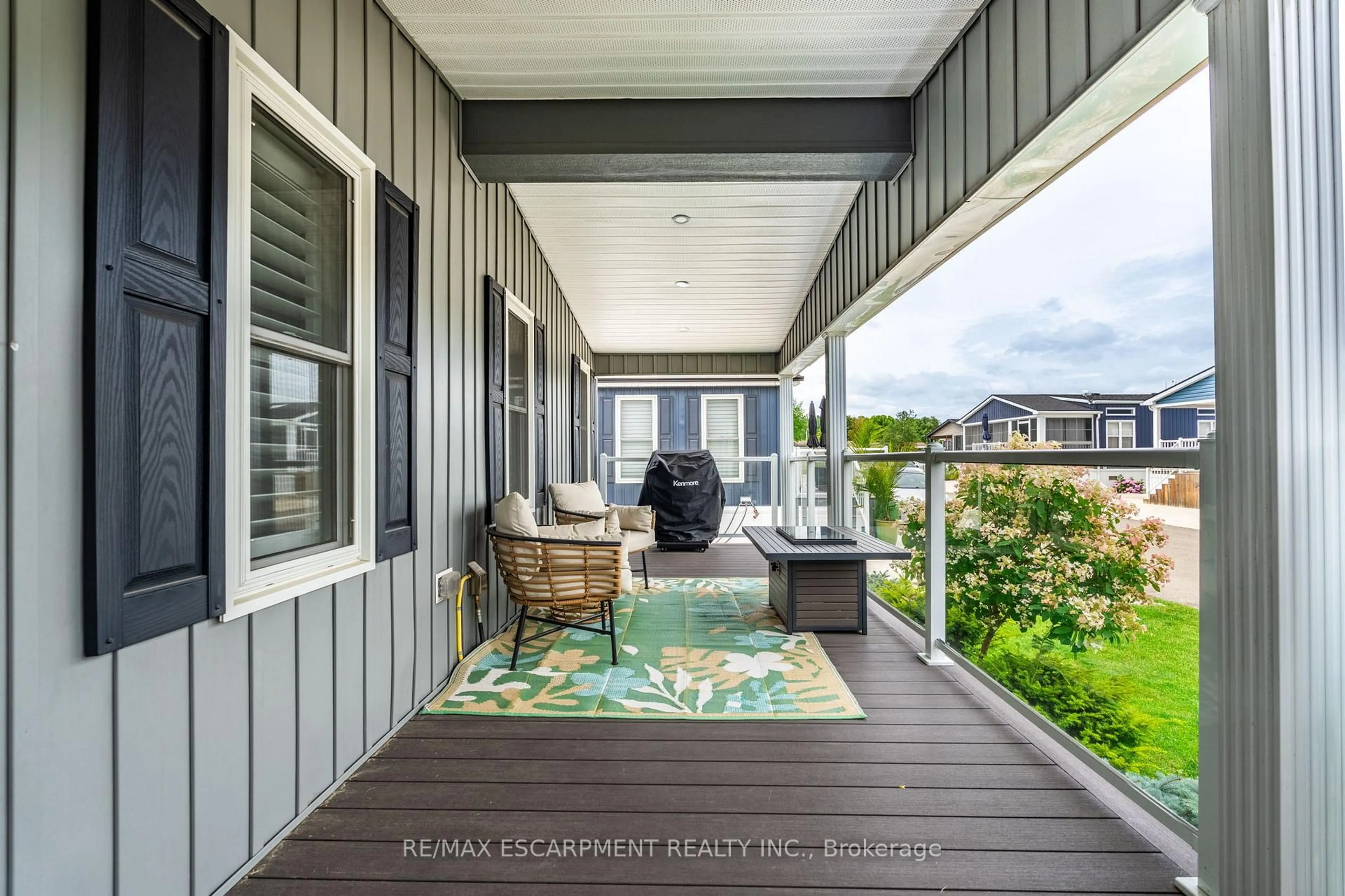 Patio, water/lake/river/ocean view for 4449 MILBUROUGH Line #8 Poplar, Burlington Ontario L7P 0C5