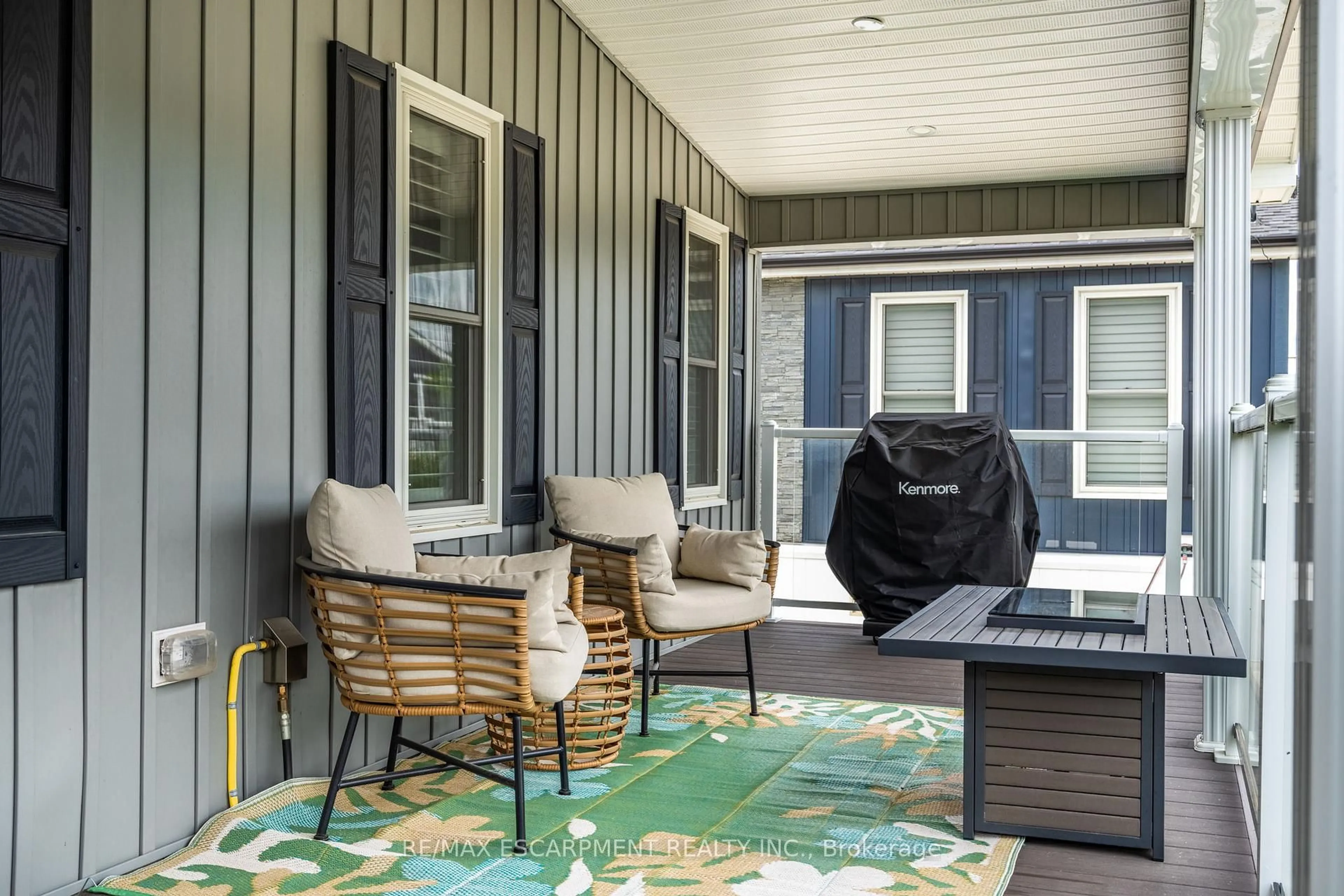 Patio, street for 4449 MILBUROUGH Line #8 Poplar, Burlington Ontario L7P 0C5