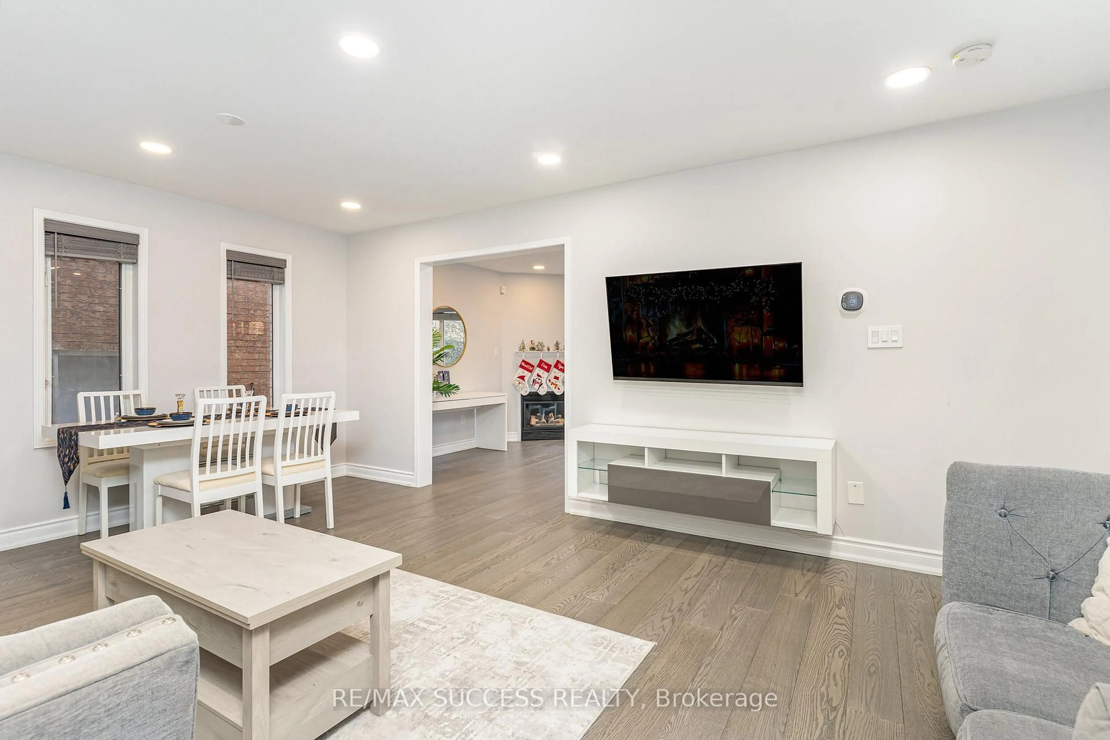 Unknown for 5383 Red Brush Dr, Mississauga Ontario L4Z 4B2