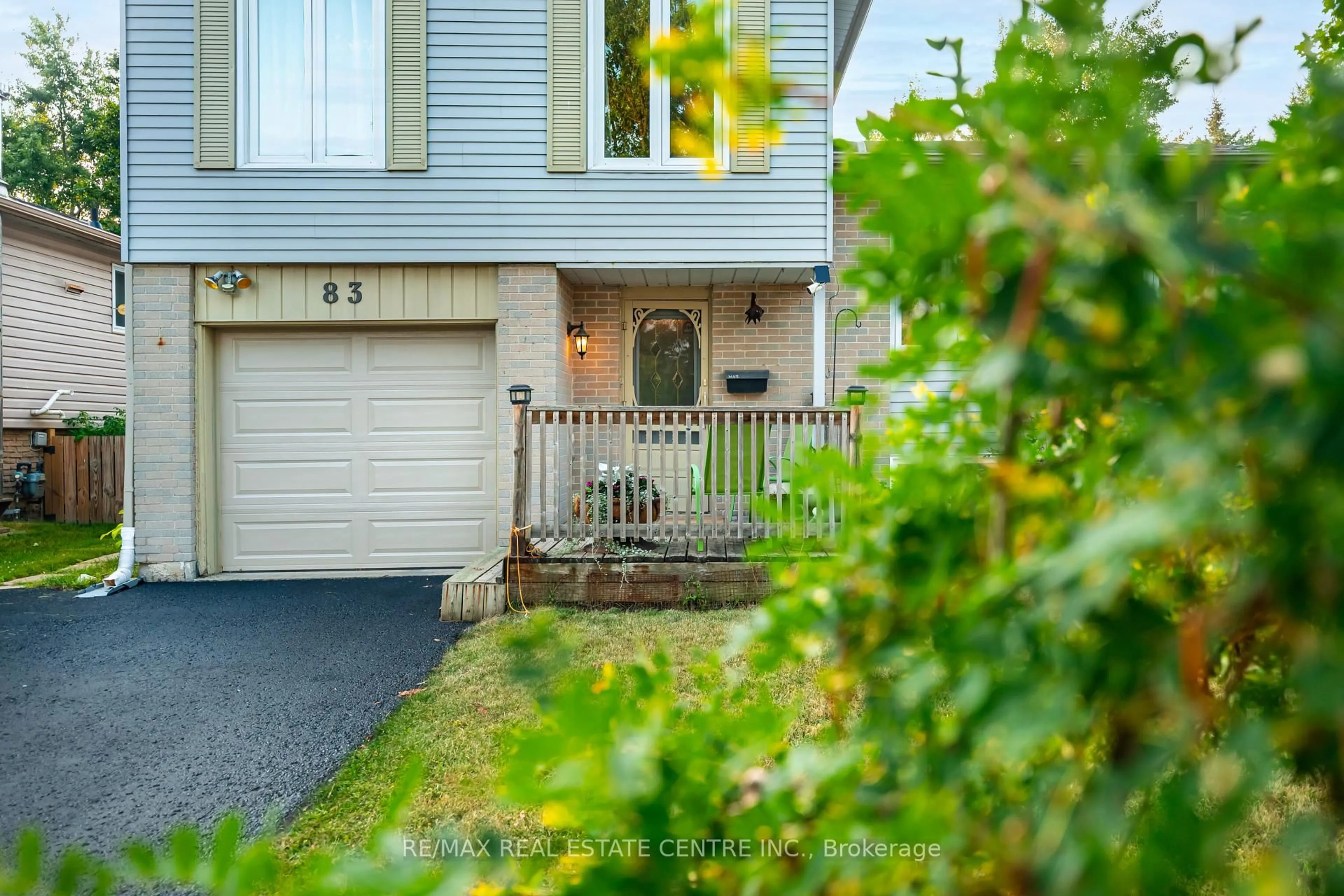Unknown for 83 Brenda Blvd, Orangeville Ontario L9W 3L3