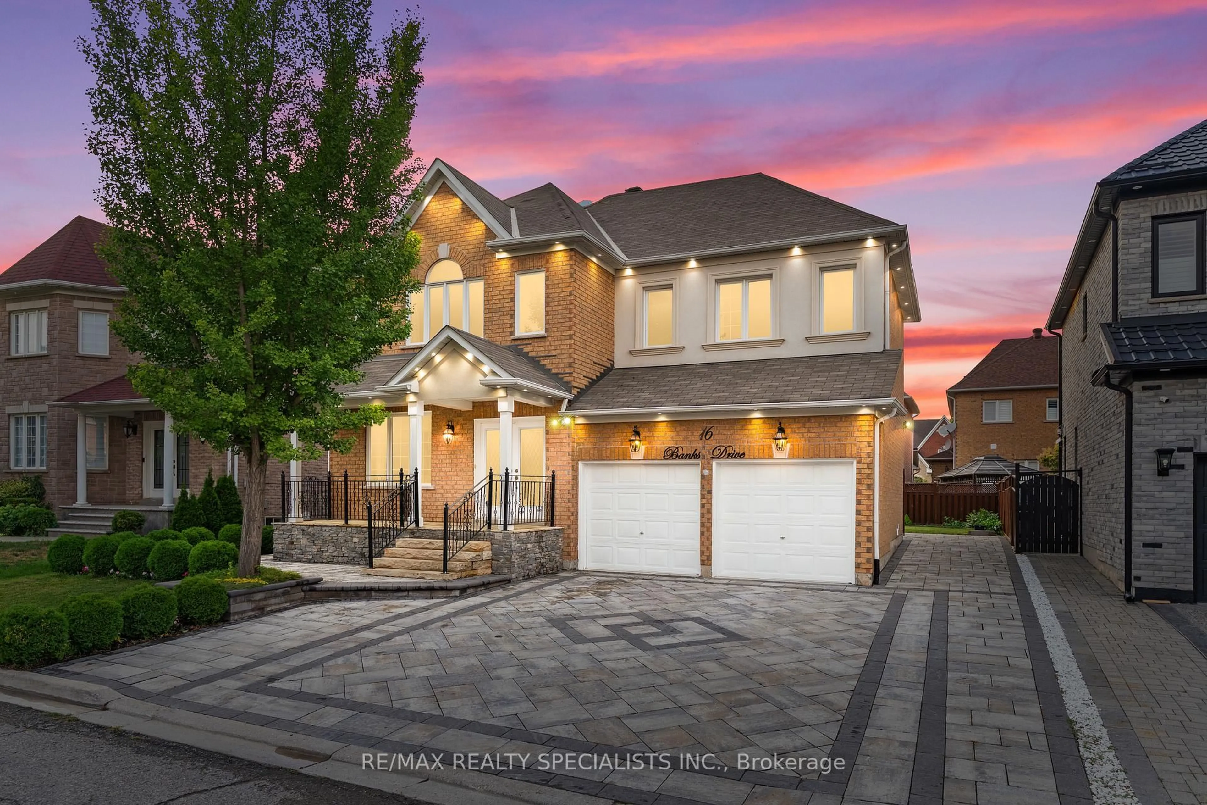Unknown for 16 Banks Dr, Brampton Ontario L6P 1C7