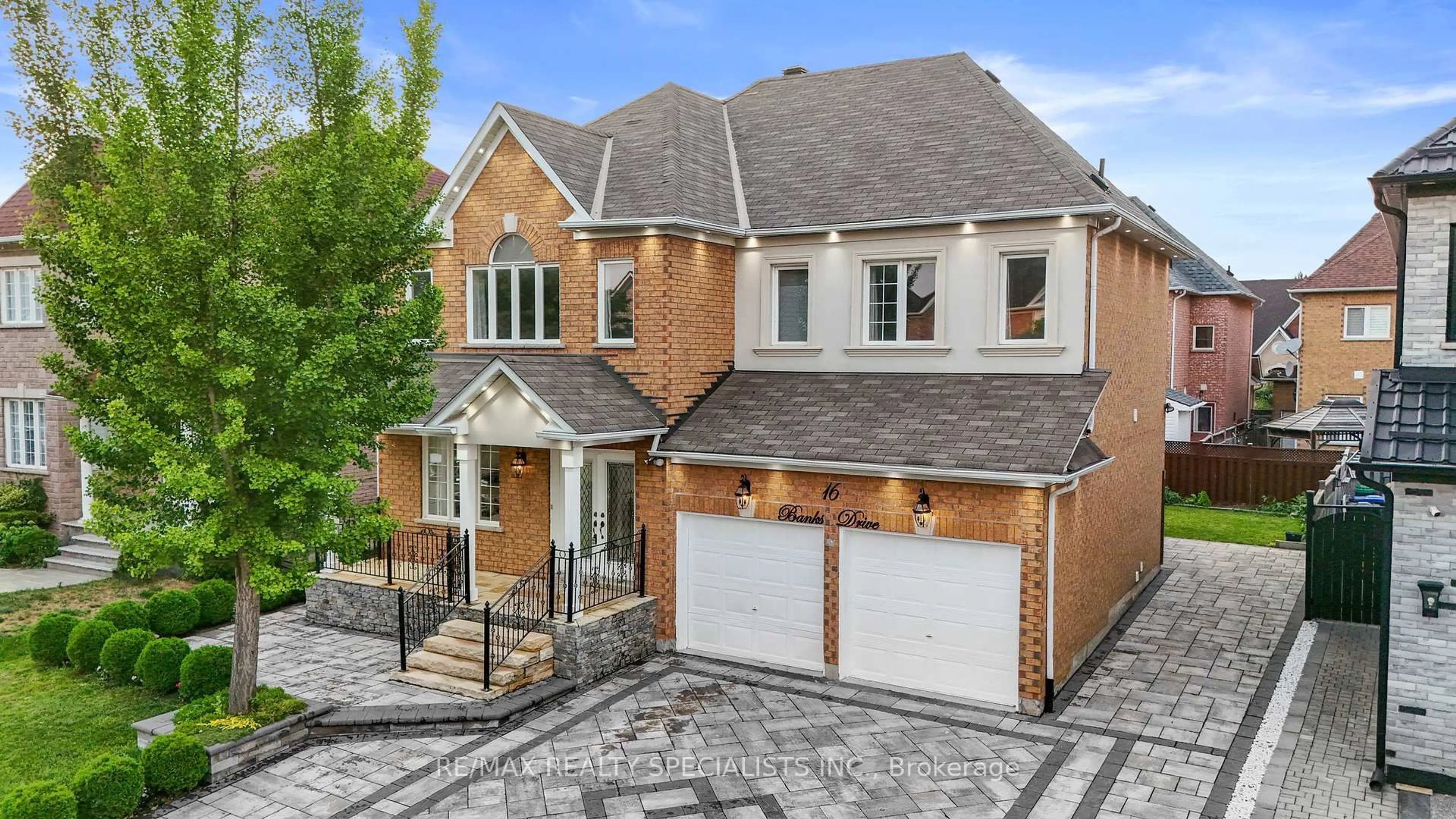 Home with brick exterior material, street for 16 Banks Dr, Brampton Ontario L6P 1C7