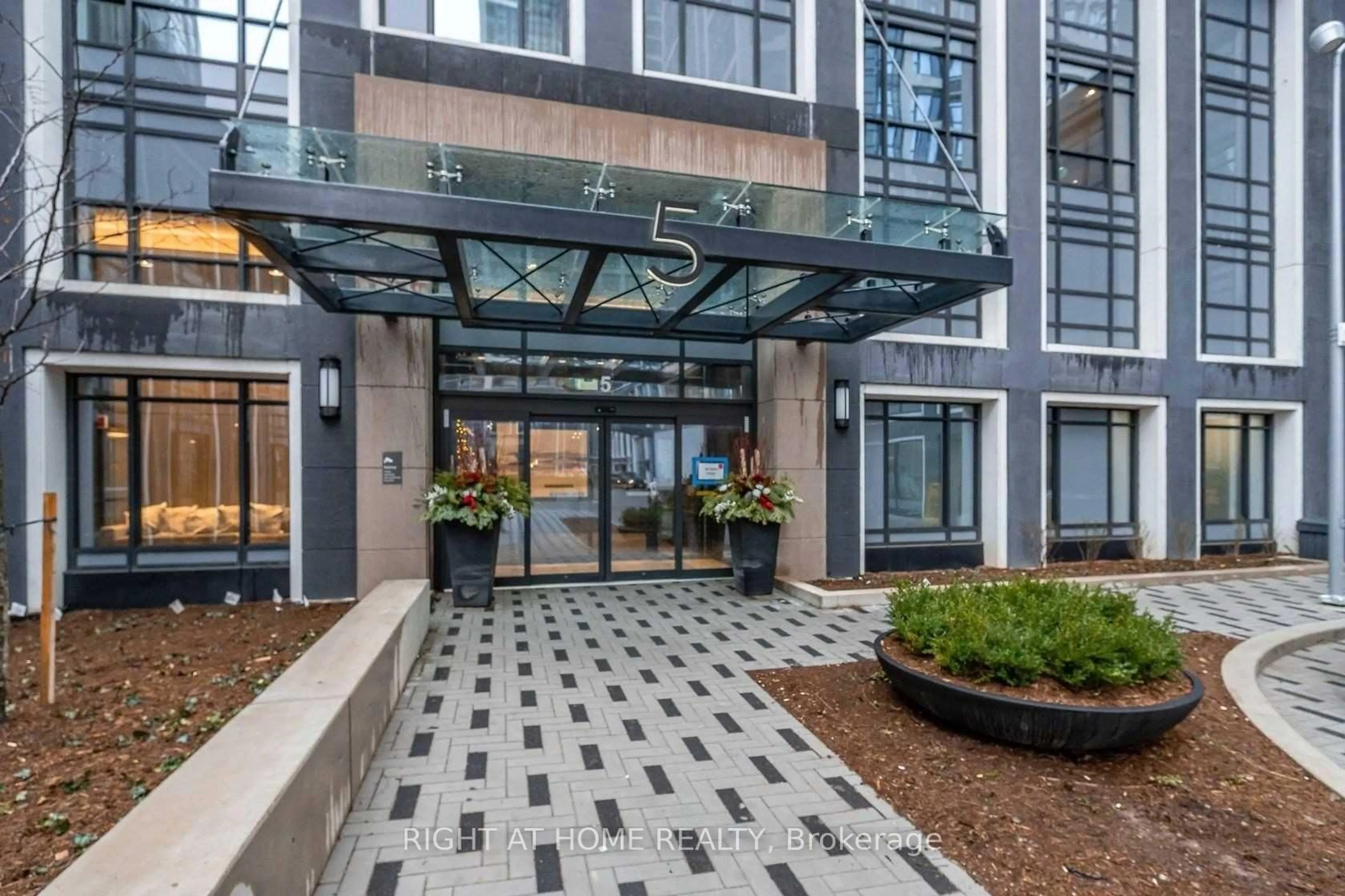 Unknown for 5 Mabelle Ave #3128, Toronto Ontario M9A 4Y1